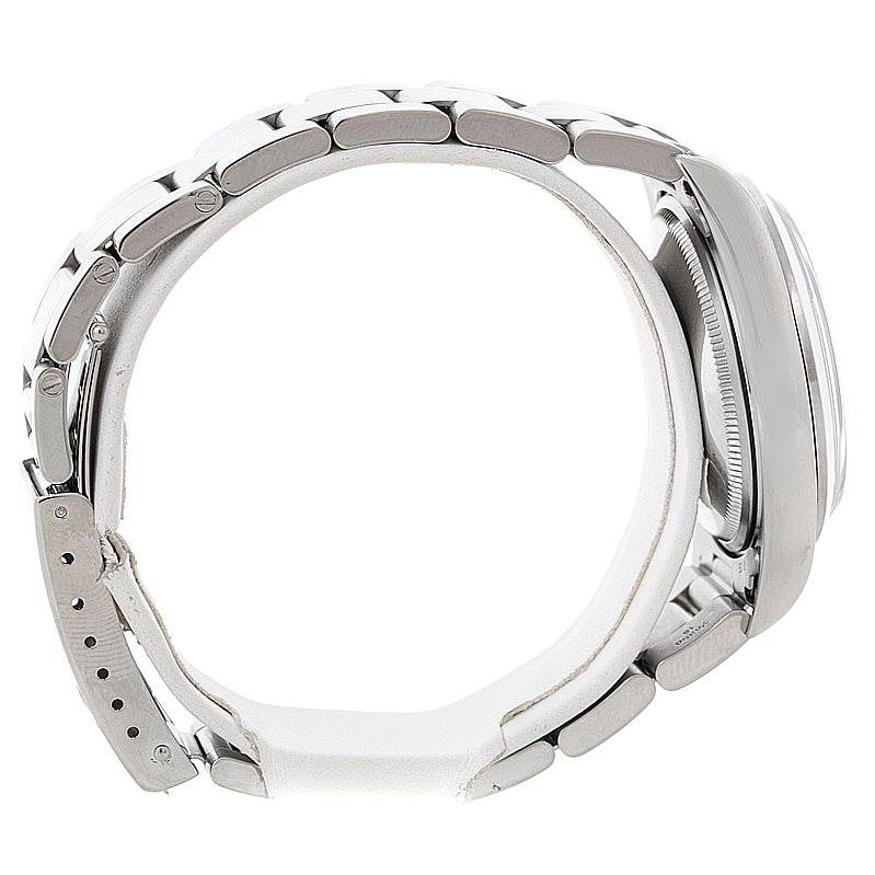 The image shows a side view of the Rolex Air-King 14000 Men's Stainless Steel Silver Dial 14000 Men's Stainless Steel Silver Dial, highlighting the links of the metallic bracelet and the watch case.