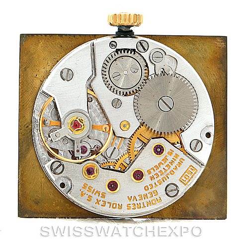 This image shows the internal mechanism of a Rolex Cellini 4127 Men
s Yellow Gold Brown Dial 4127 Men
s Yellow Gold Brown Dial watch from a top-down angle.