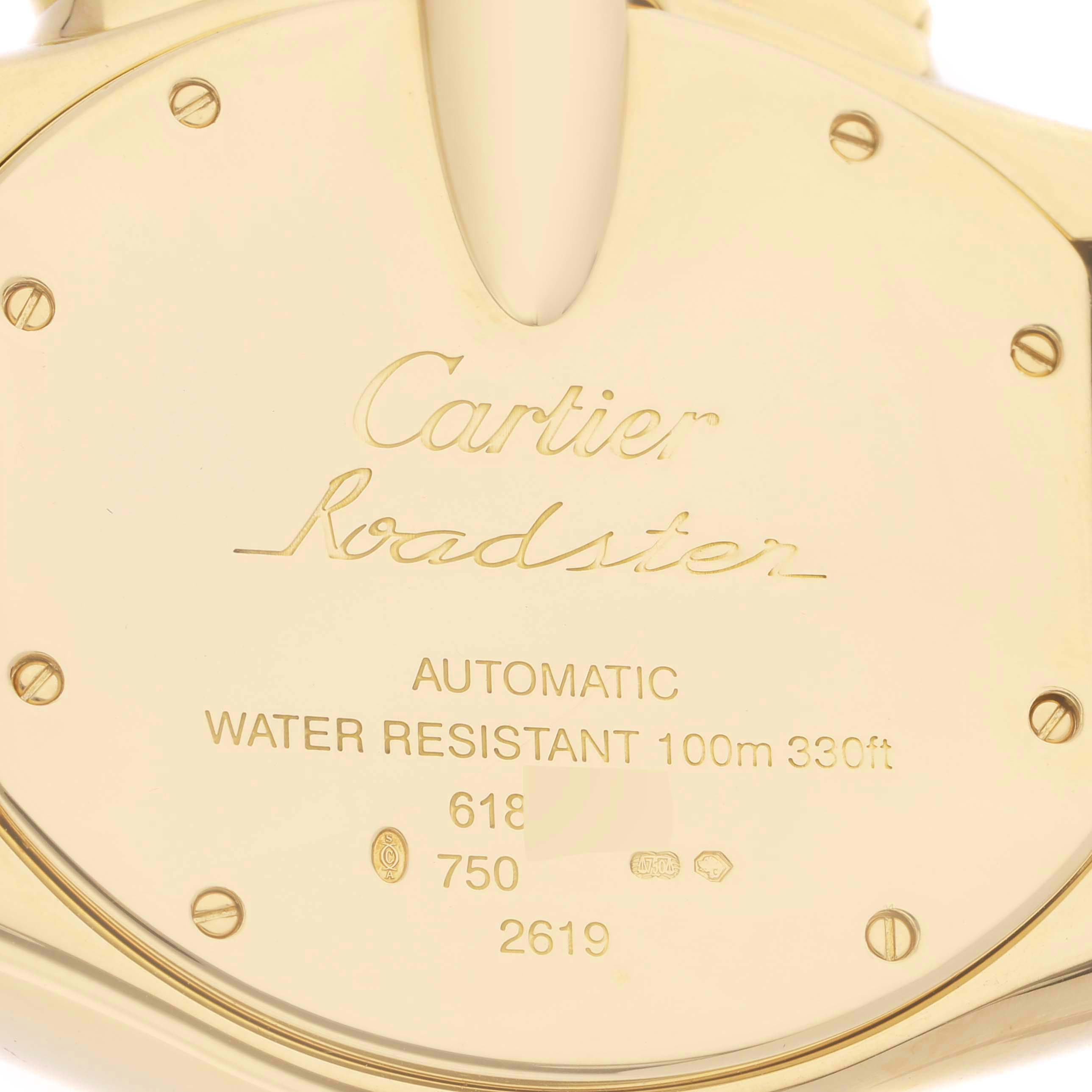 This image shows the back case of the Cartier Roadster W62021Y3 Men
s Yellow Gold Silver Dial W62021Y3 Men
s Yellow Gold Silver Dial watch displaying model information and water resistance.