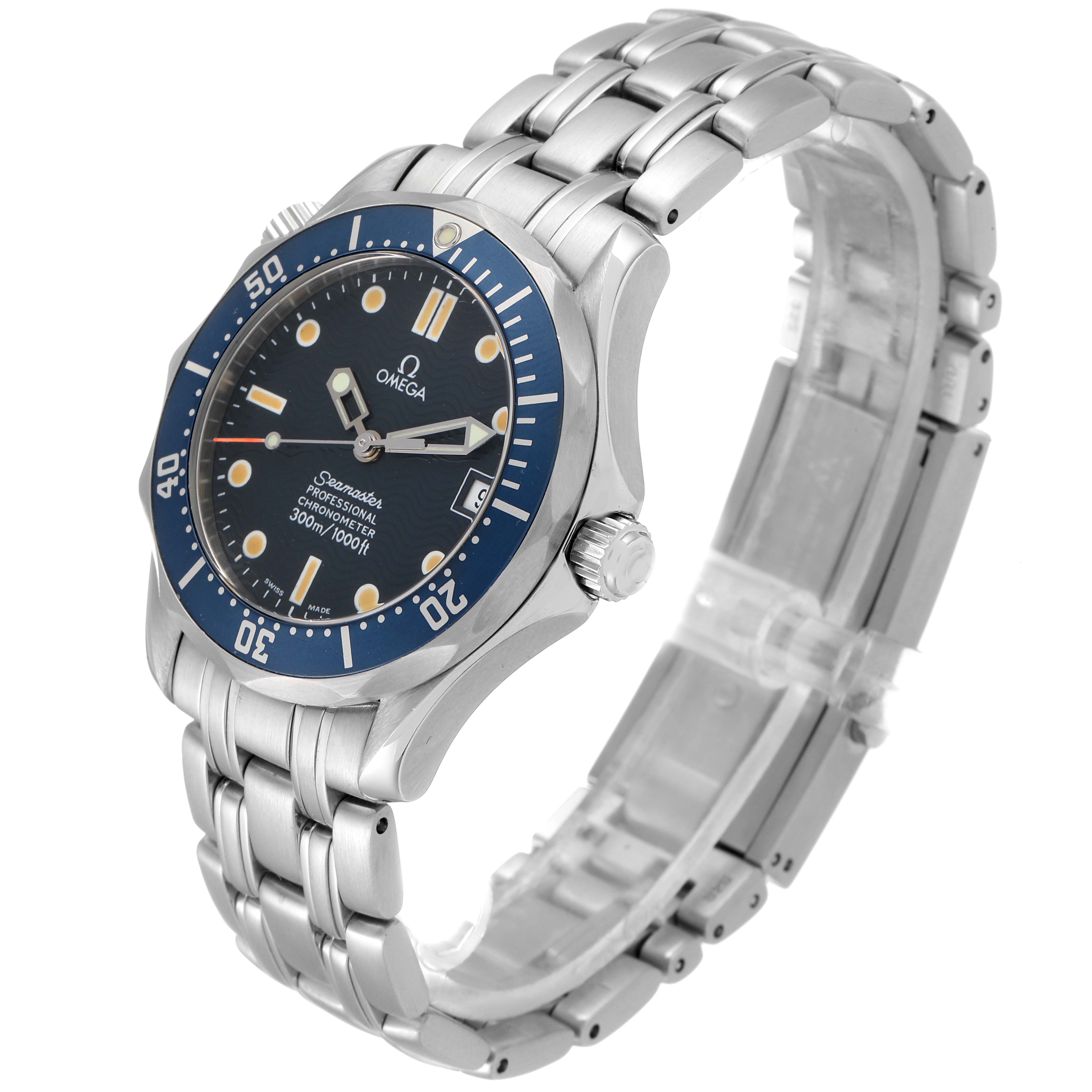 The image shows a side angle view of the Omega Seamaster 2551.80.00 Men
s Stainless Steel Blue Dial 2551.80.00 Men
s Stainless Steel Blue Dial watch, highlighting its stainless steel case, bracelet, and blue dial with rotating bezel.