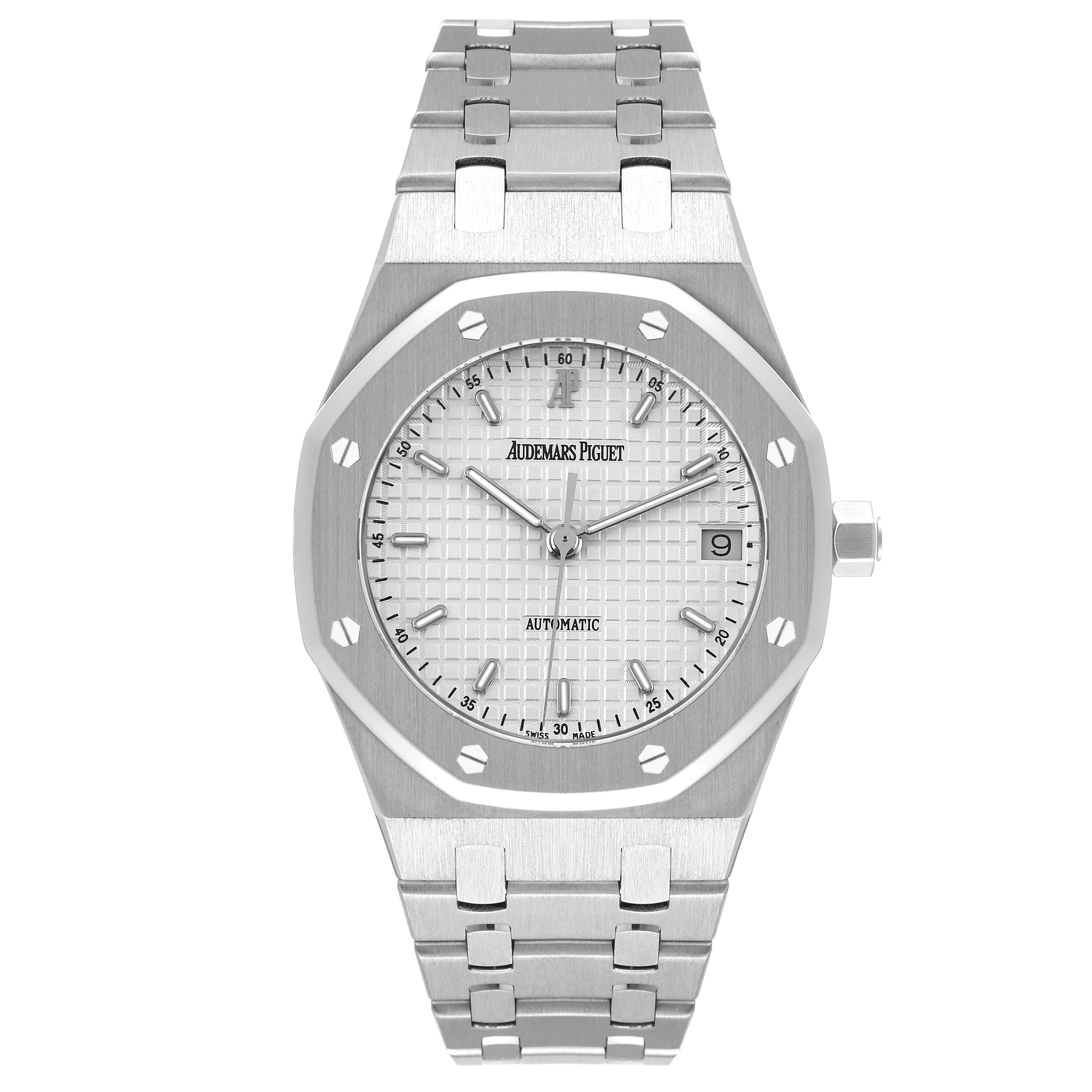 This image shows a front view of the Audemars Piguet Royal Oak 14790ST Men
s Stainless Steel Silver Dial 14790ST Men
s Stainless Steel Silver Dial watch, highlighting its dial, case, and bracelet.