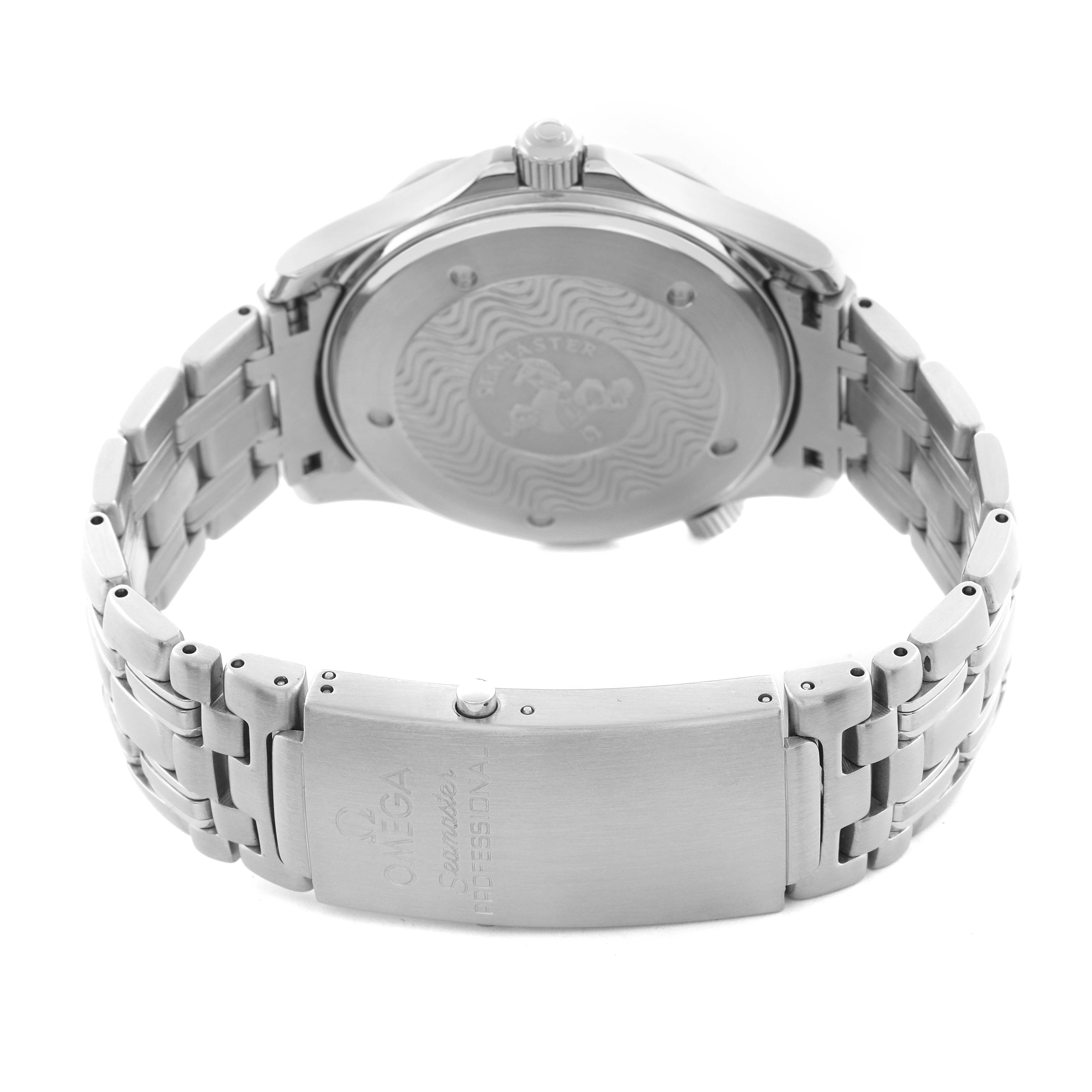 The Omega Seamaster 2531.80.00 Men
s Stainless Steel Blue Dial 2531.80.00 Men
s Stainless Steel Blue Dial is shown from the back, highlighting the case back and the metal bracelet with the clasp.