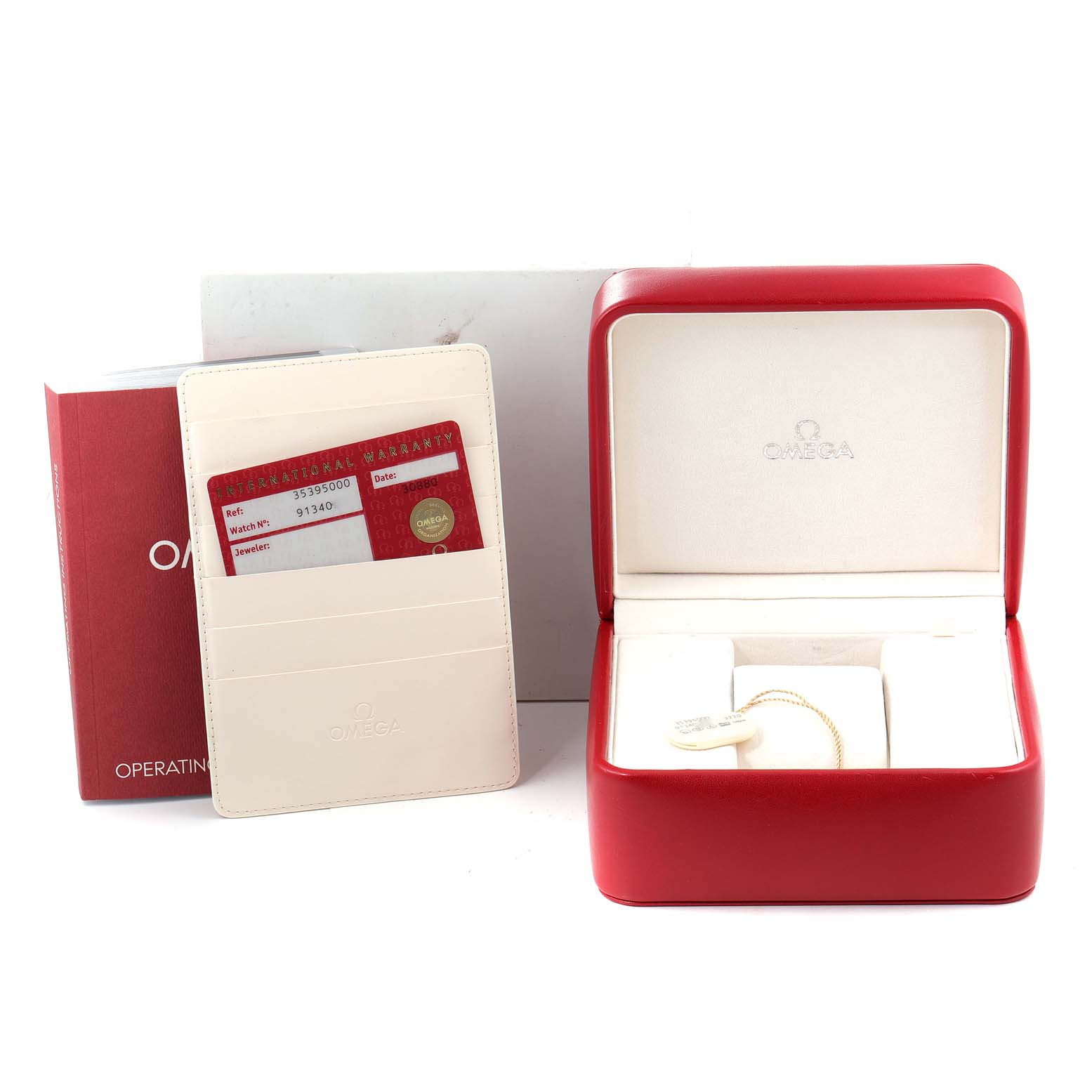 The image shows the packaging, warranty card, and manual for an Omega Speedmaster 3539.50.00 Men
s Stainless Steel Black Dial 3539.50.00 Men
s Stainless Steel Black Dial watch.