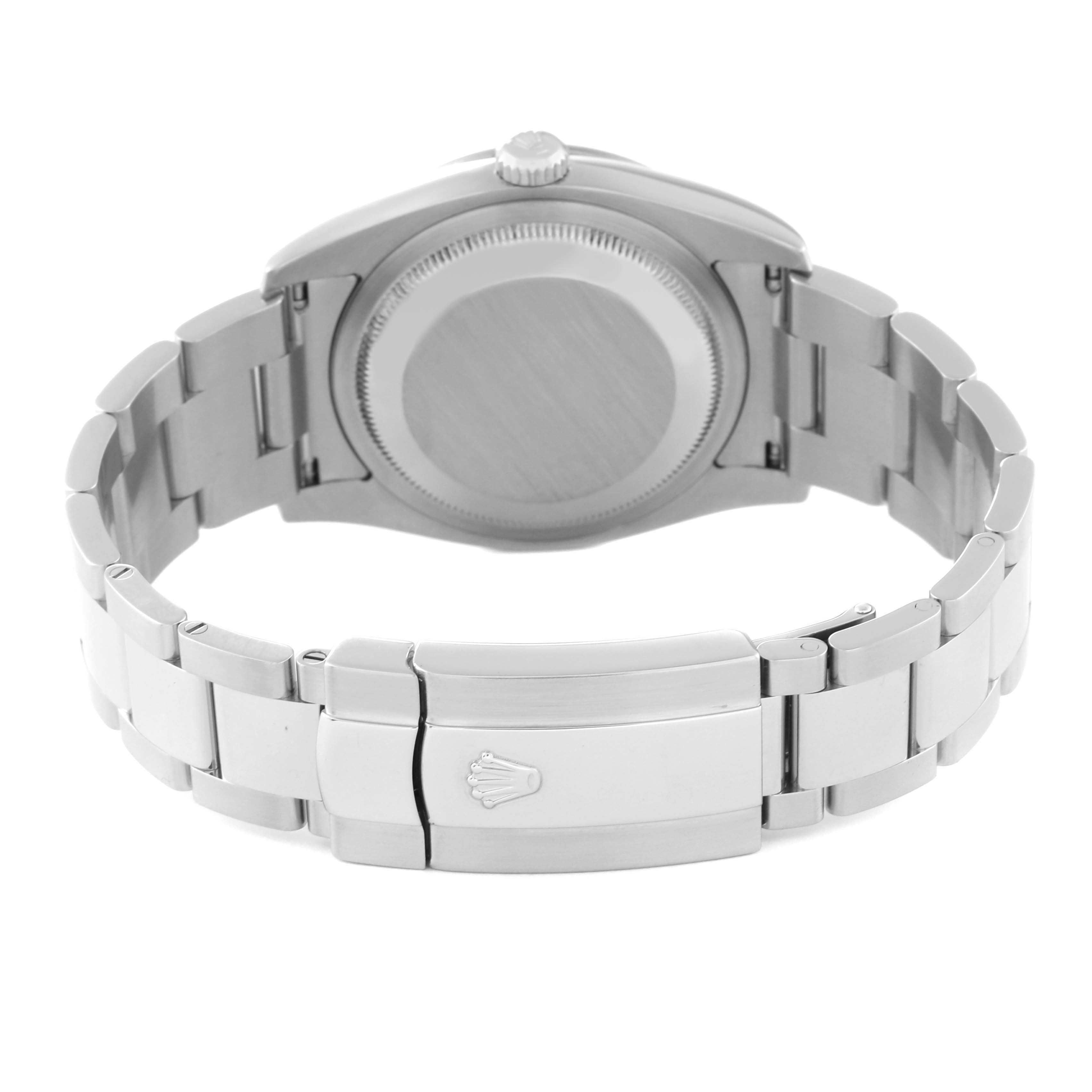 The image shows the back view of the Rolex Turn-o-Graph 116264 Men
s Stainless Steel Black Dial 116264 Men
s Stainless Steel Black Dial watch, highlighting its case back, bracelet, and clasp.