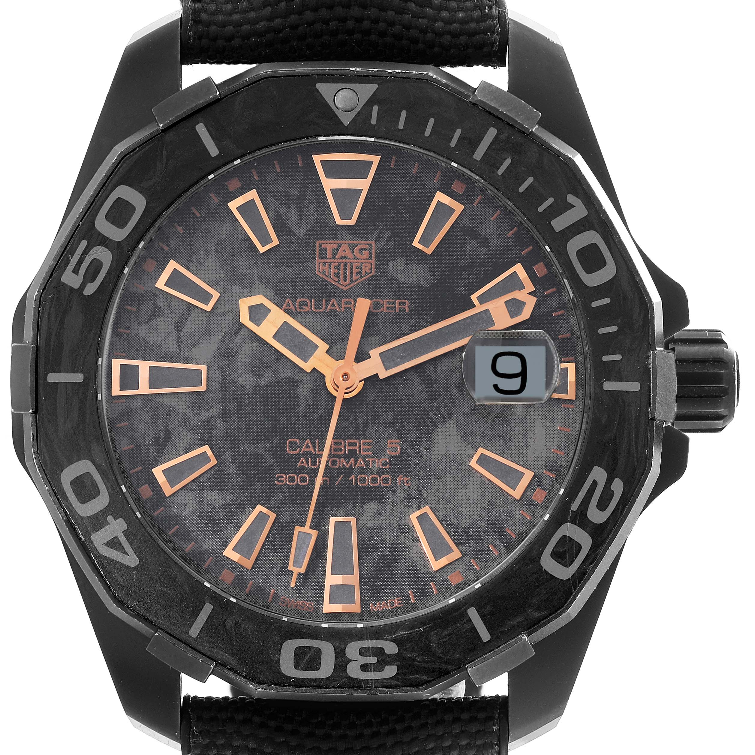 The image shows a front view of the Tag Heuer Aquaracer Limited Edition watch, highlighting its dial and bezel.