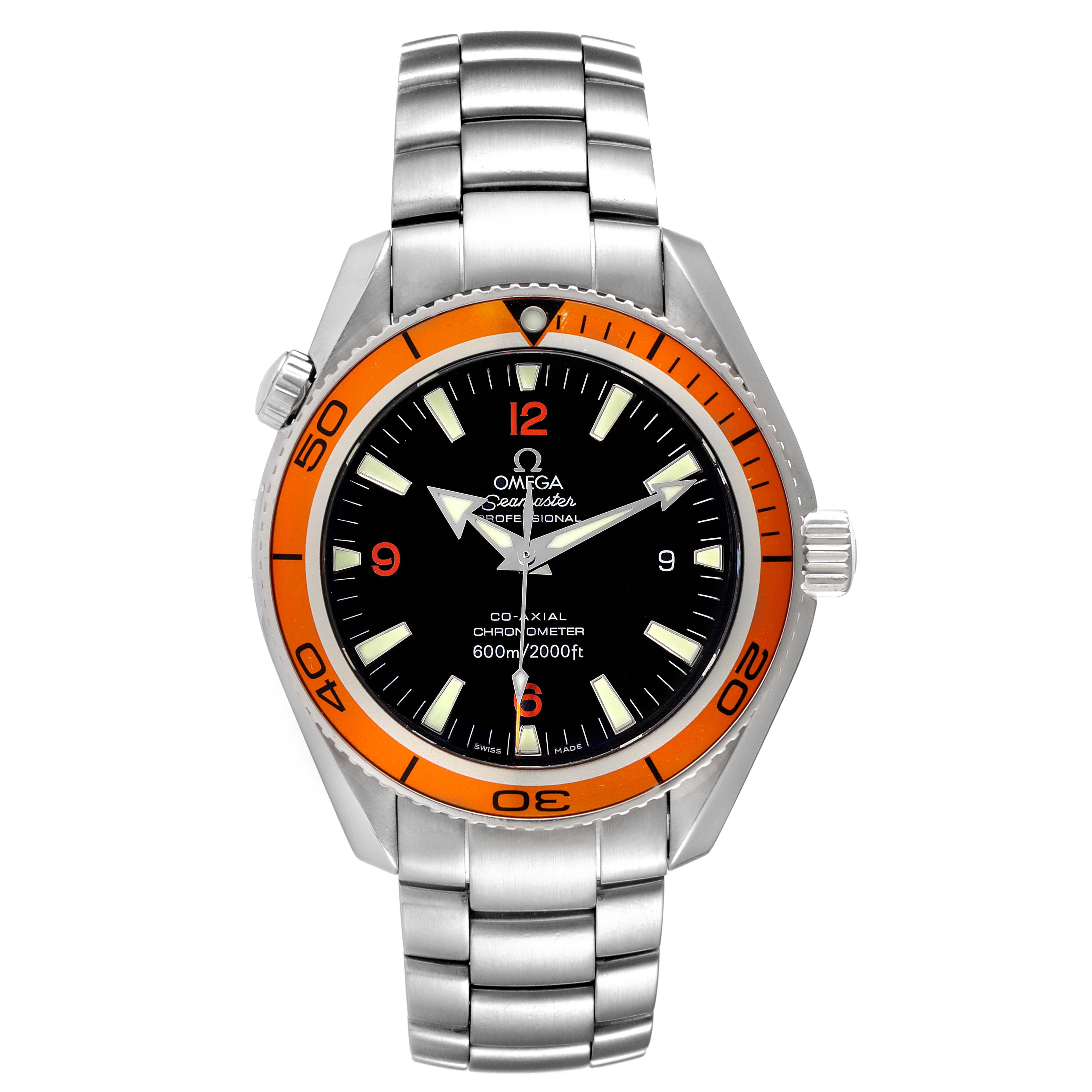 This image shows a front view of the Omega Planet Ocean 2209.50.00 Men
s Stainless Steel Black Dial 2209.50.00 Men
s Stainless Steel Black Dial watch with its notable orange bezel and stainless steel bracelet.