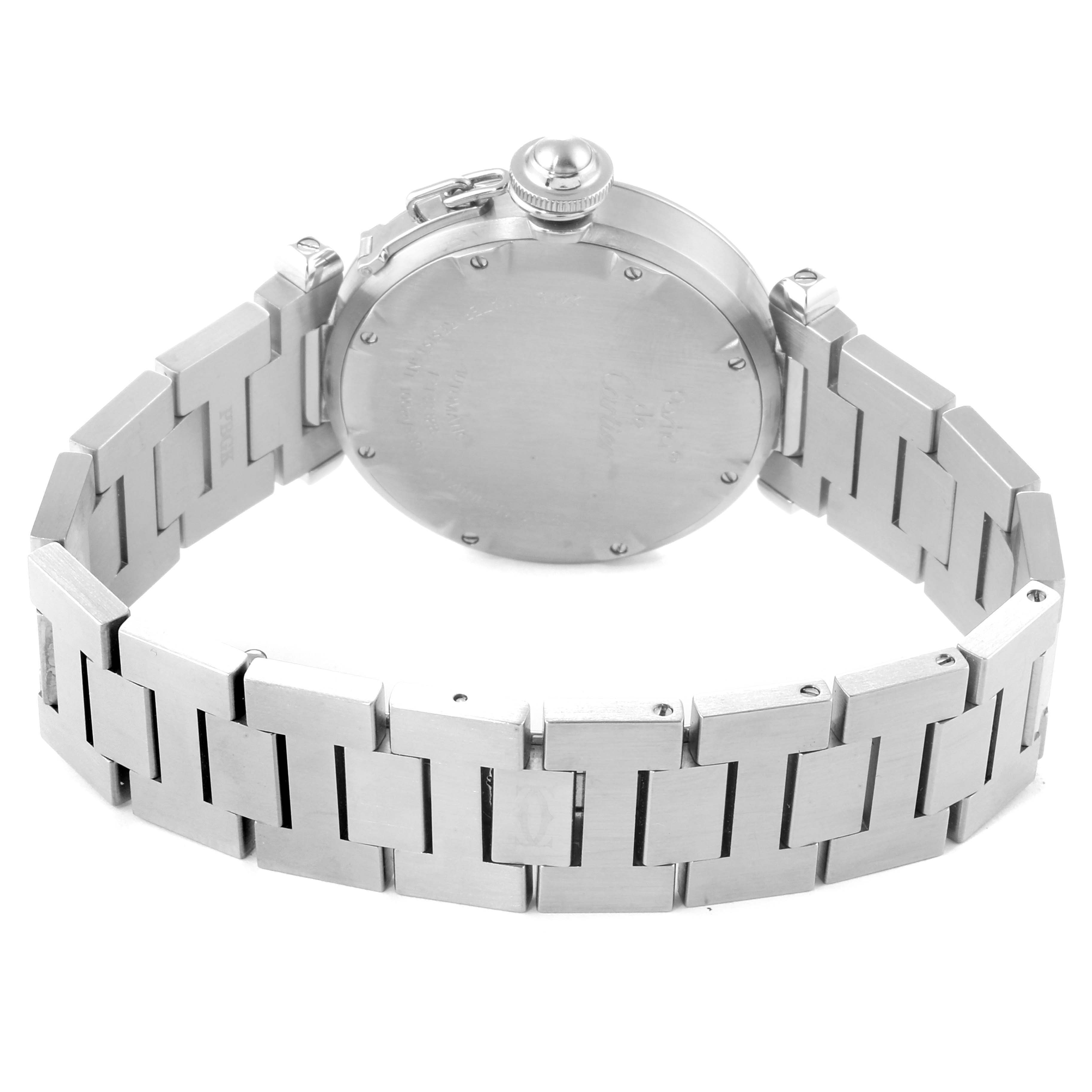 The photo shows the back and bracelet of the Cartier W31058M7 Women
s Stainless Steel Pink Dial W31058M7 Women
s Stainless Steel Pink Dial Pasha Big Date 35mm Pink Dial Steel Ladies Watch W31058M7.