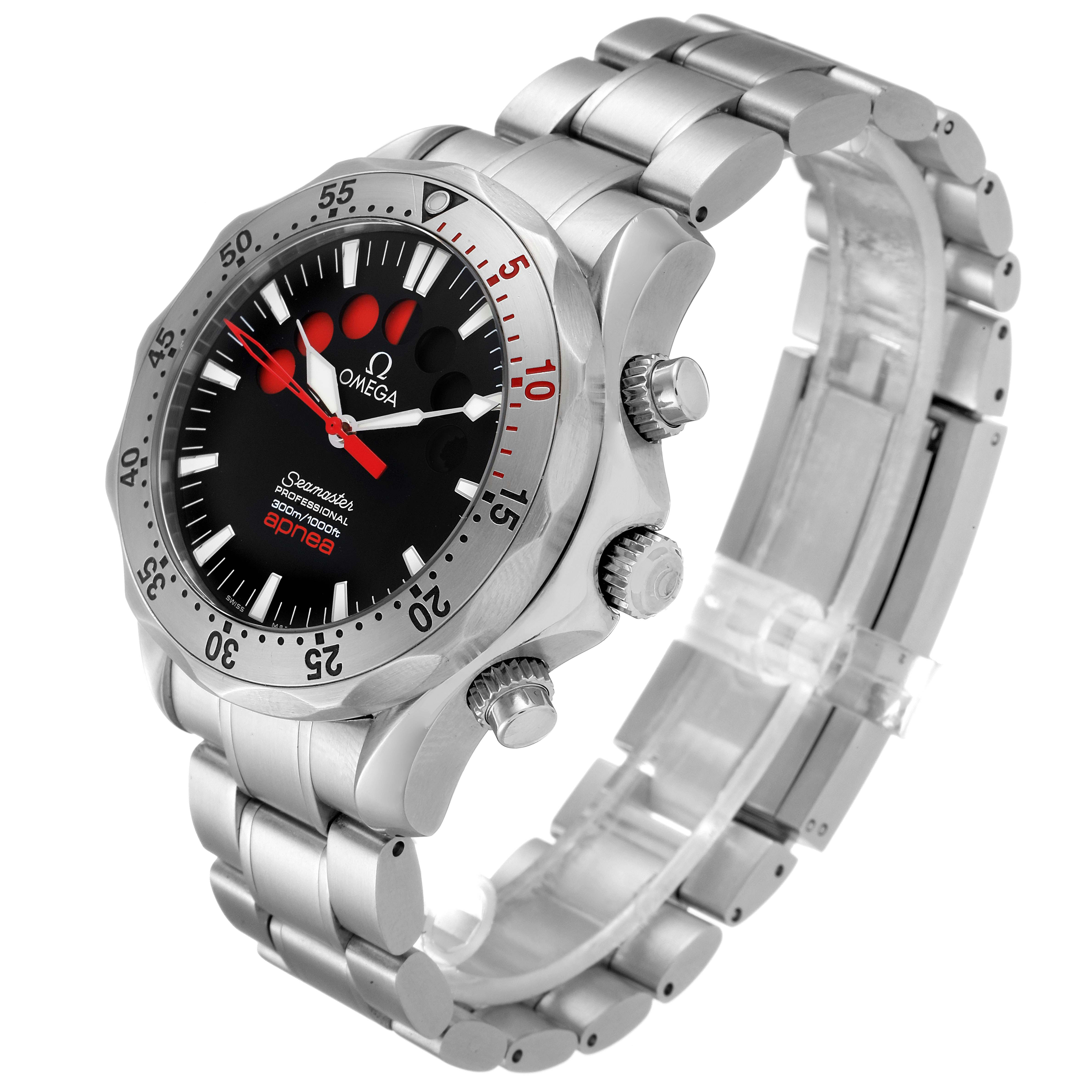 This image shows an oblique angle of the Omega Seamaster 2595.50.00 Men
s Stainless Steel Black Dial 2595.50.00 Men
s Stainless Steel Black Dial watch, displaying its face, bezel, crown, pushers, and metal bracelet.