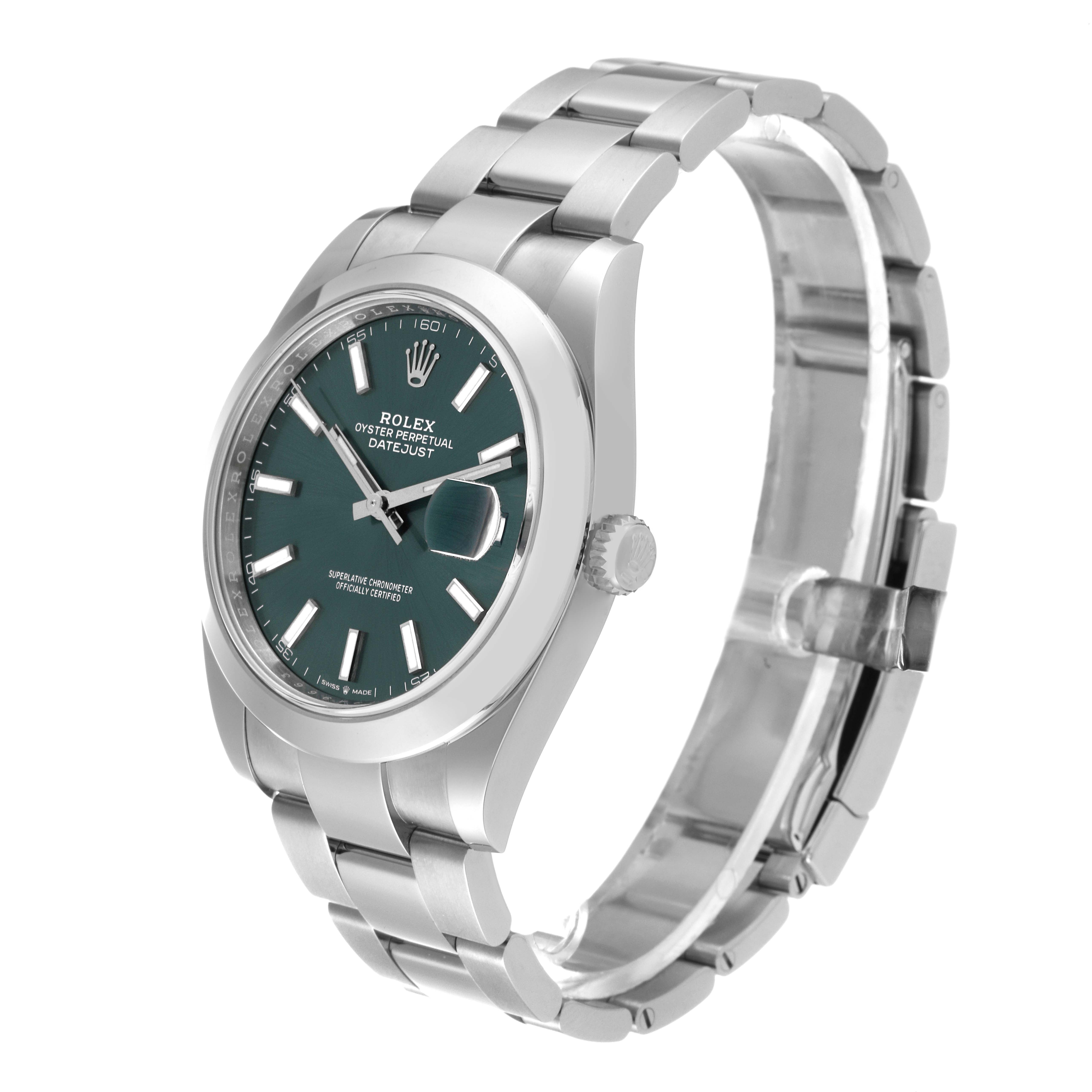 The image shows a side angle of the Rolex Datejust 41 126300 Men
s Stainless Steel Green Dial 126300 Men
s Stainless Steel Green Dial watch, highlighting the bracelet, bezel, and dial.