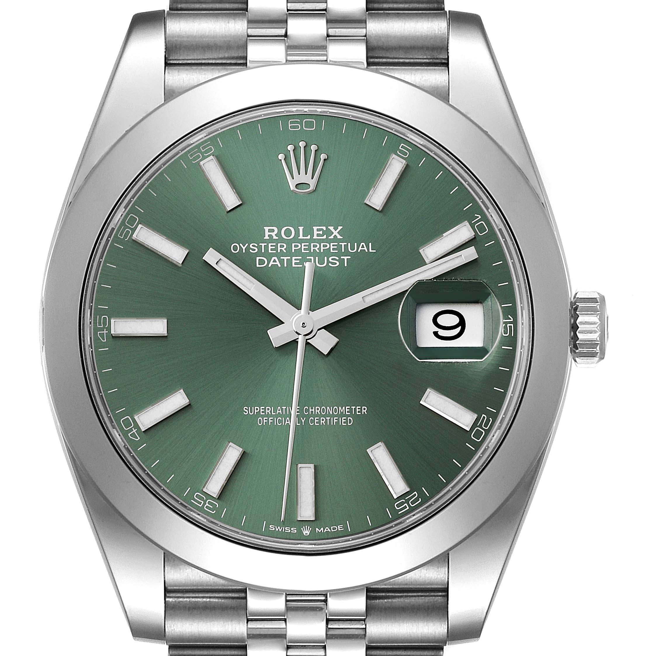 This image shows a front view of the Rolex Datejust 41 126300 Men
s Stainless Steel Green Dial 126300 Men
s Stainless Steel Green Dial watch, highlighting its green dial, date window, and bracelet.