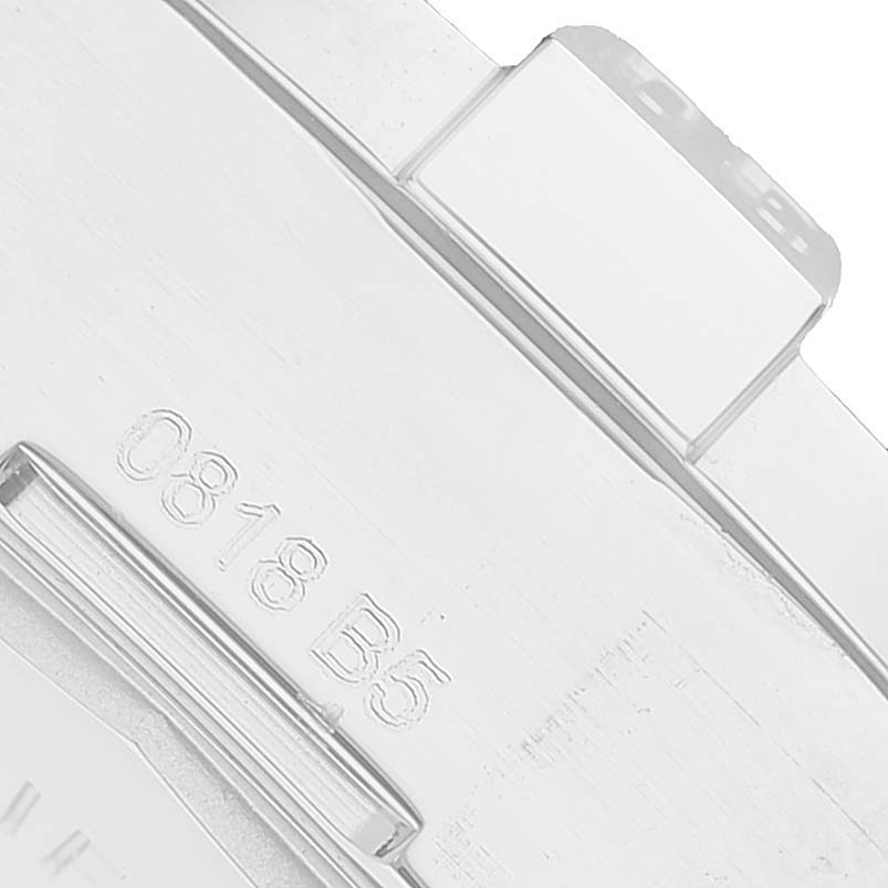 The image shows a close-up of the clasp and serial number on the Colt model by Breitling.