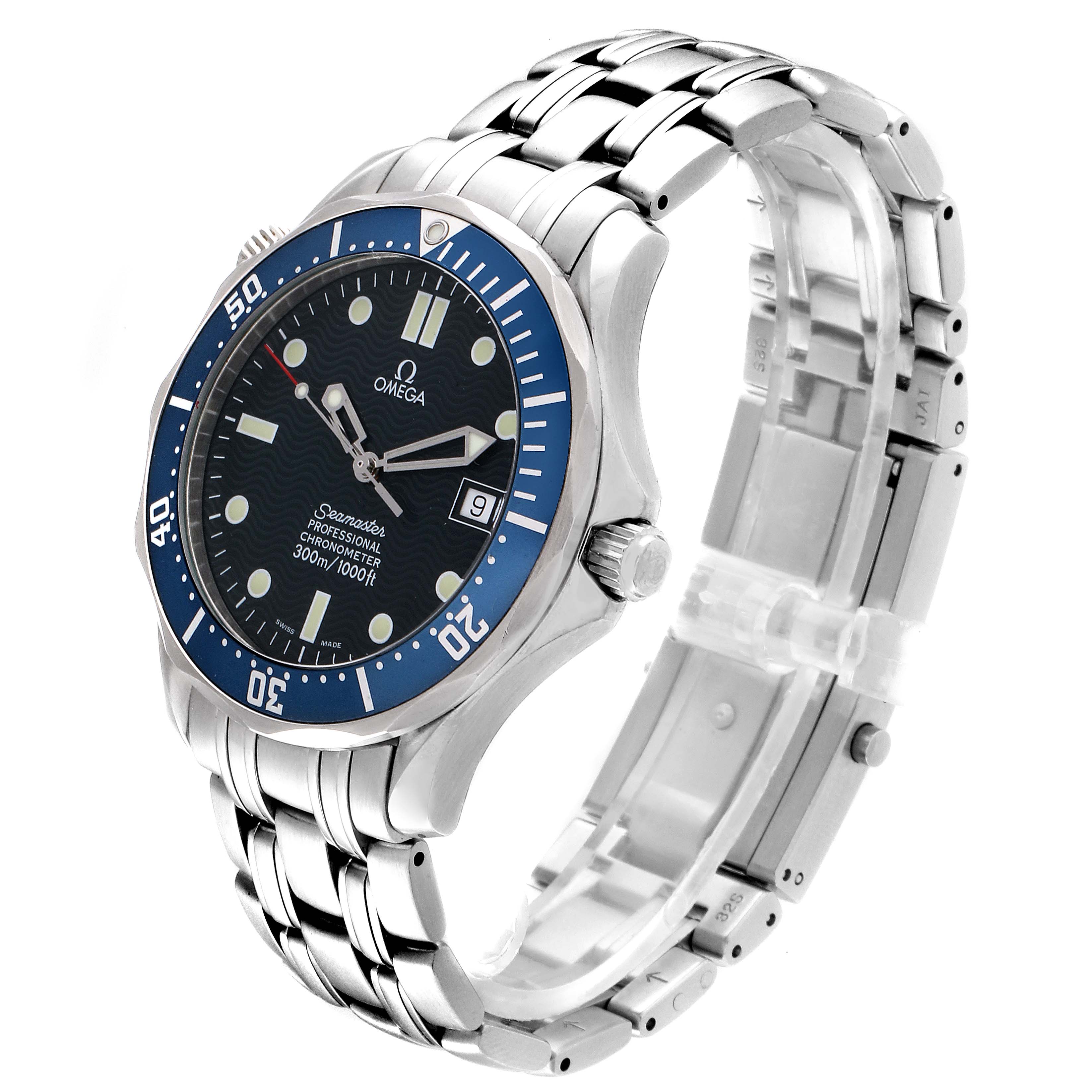This image shows the Omega Seamaster 2531.80.00 Men
s Stainless Steel Blue Dial 2531.80.00 Men
s Stainless Steel Blue Dial watch at a three-quarter angle, highlighting its face, bezel, crown, and bracelet.