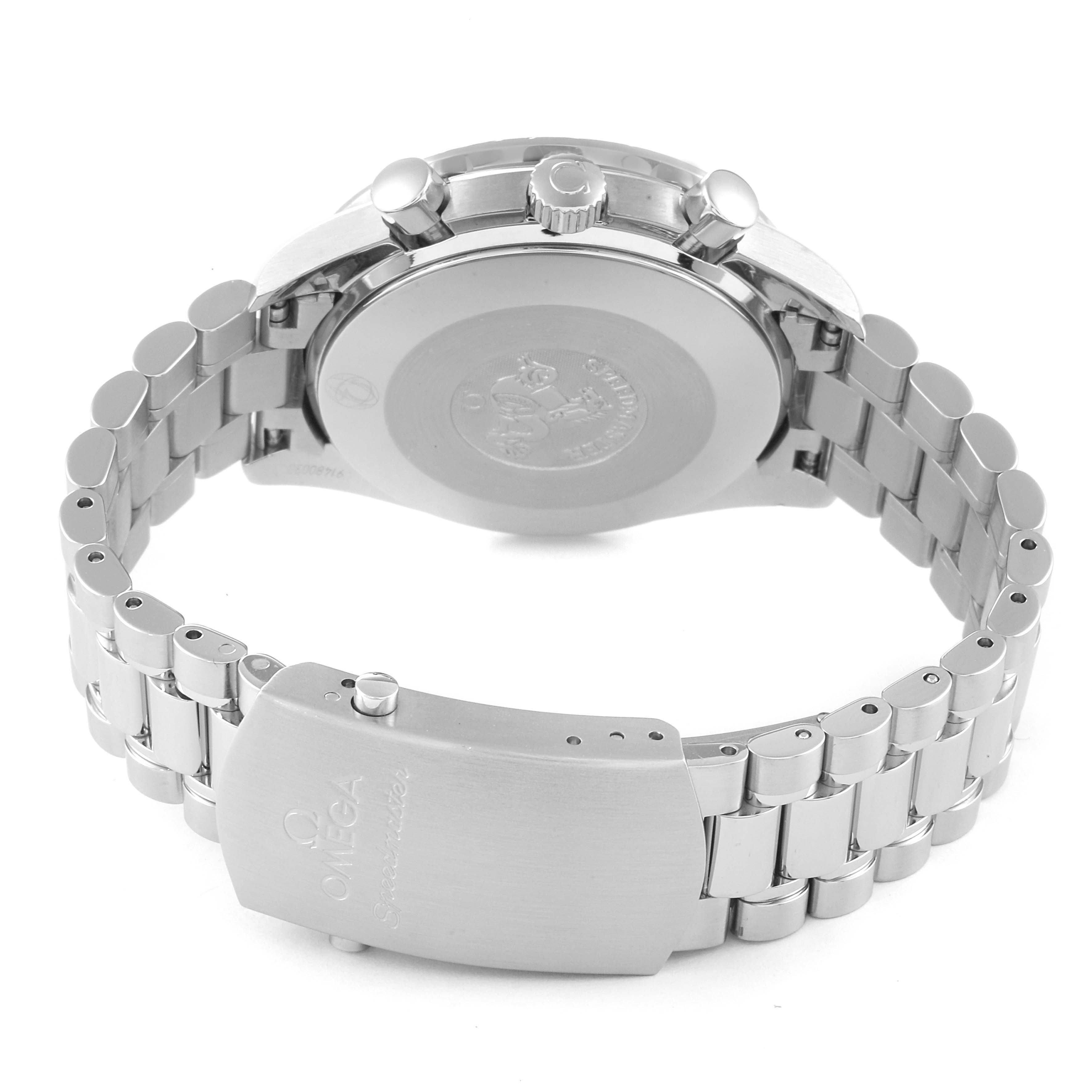 The image shows the back case and bracelet of the Omega Speedmaster 3539.50.00 Men
s Stainless Steel Black Dial 3539.50.00 Men
s Stainless Steel Black Dial watch, viewed from a rear angle.