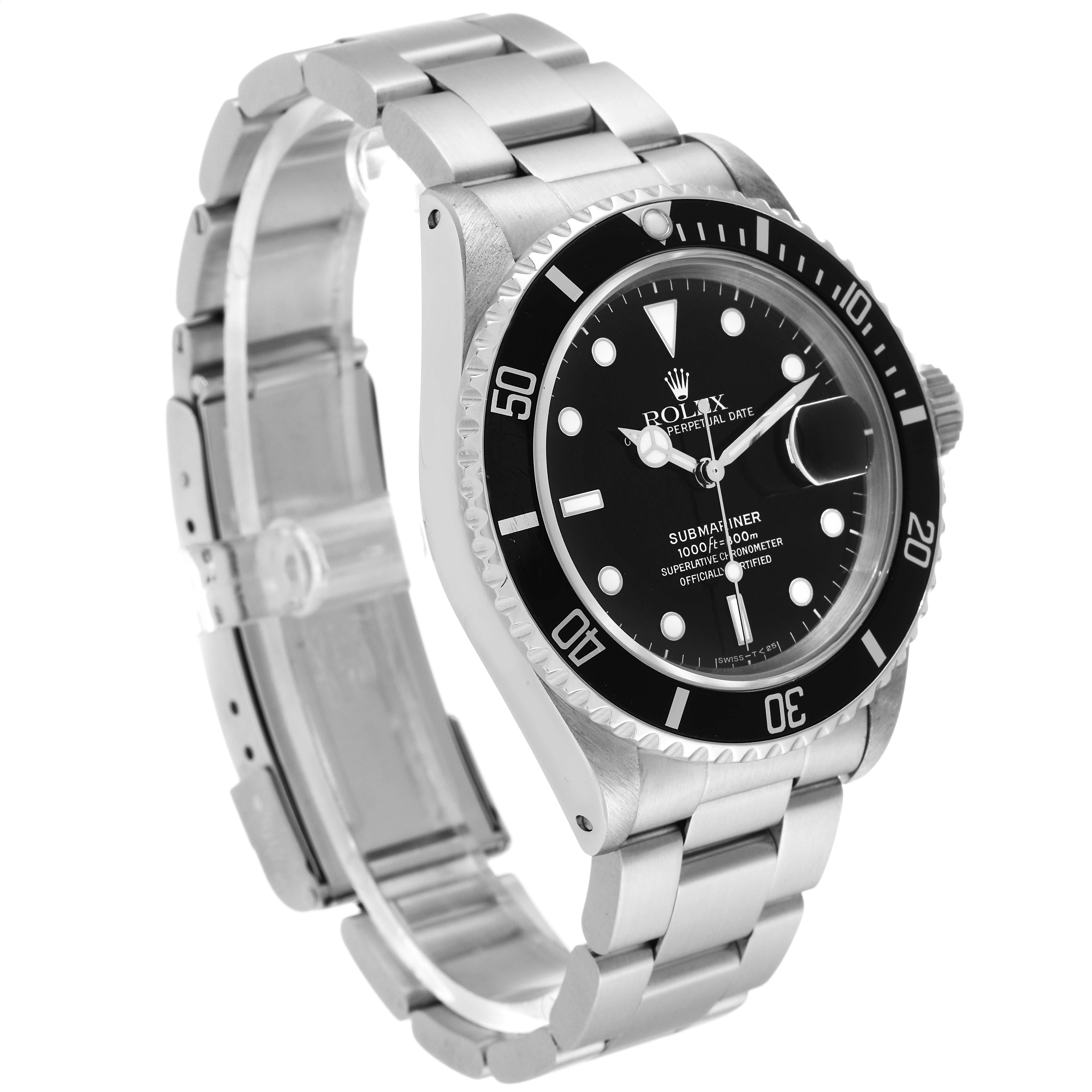 The image shows a side angle of a Rolex Submariner 16610 Men
s Stainless Steel Black Dial 16610 Men
s Stainless Steel Black Dial watch, highlighting the bezel, dial, bracelet, and clasp.