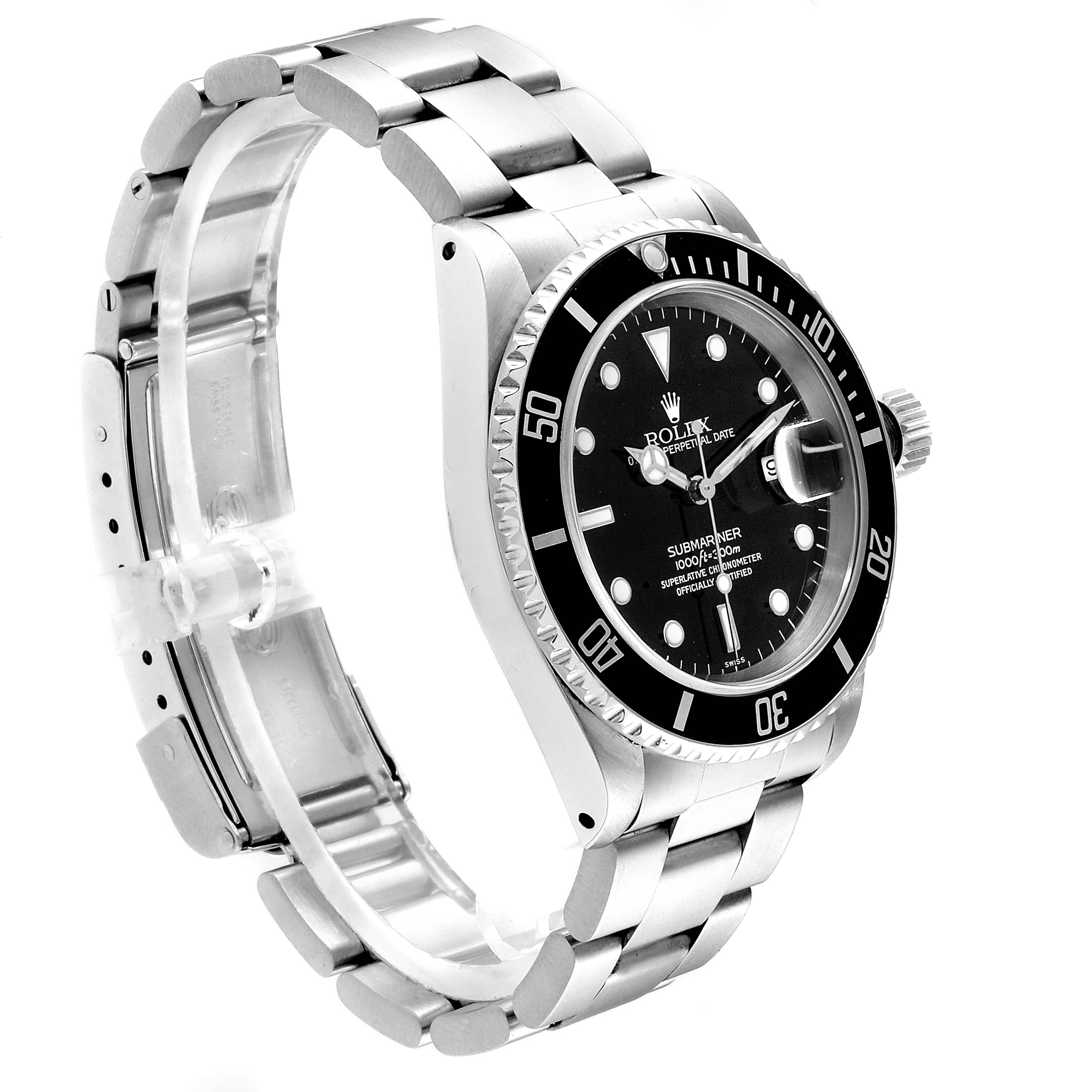 The image shows the side angle of a Rolex Submariner 16610 Men
s Stainless Steel Black Dial 16610 Men
s Stainless Steel Black Dial, highlighting its band, bezel, and crown.