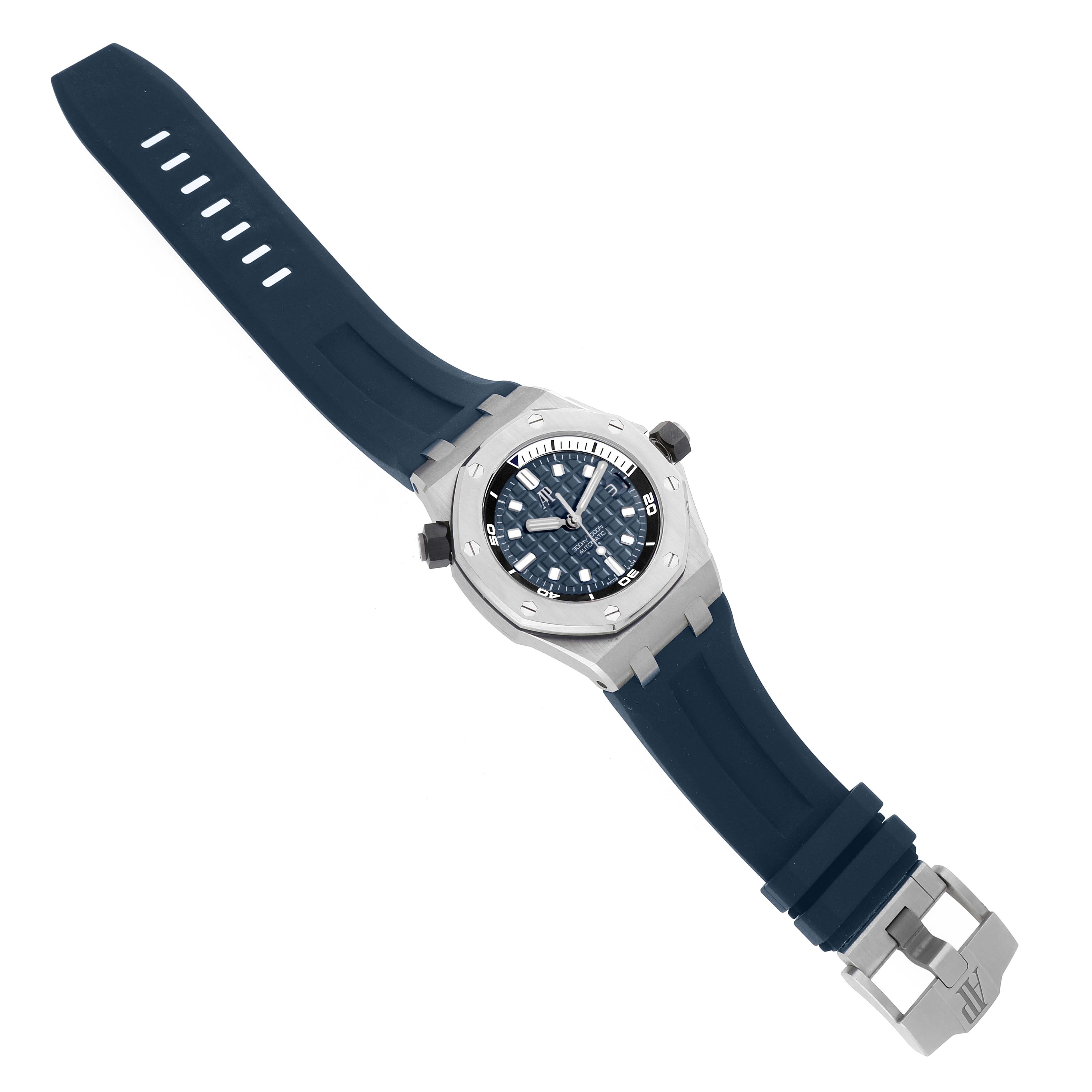 The Audemars Piguet Royal Oak Offshore 15720ST.OO.A027CA.01 Men's Stainless Steel Blue Dial 15720ST.OO.A027CA.01 Men's Stainless Steel Blue Dial is shown from a top-down angle, highlighting its face, bezel, crown, and blue strap.