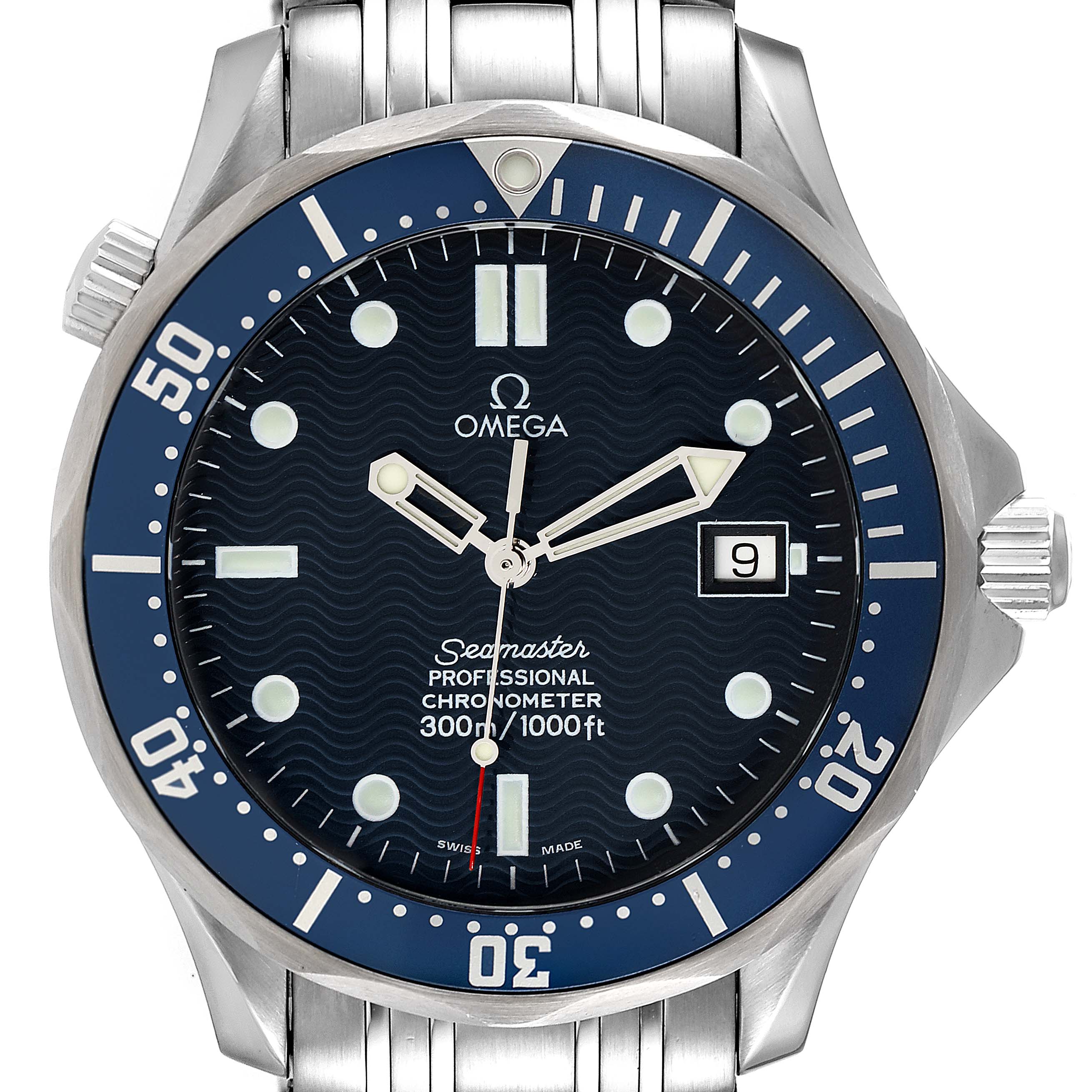 The image shows a front view of the Omega Seamaster 2531.80.00 Men's Stainless Steel Blue Dial 2531.80.00 Men's Stainless Steel Blue Dial watch face and partial metal bracelet.
