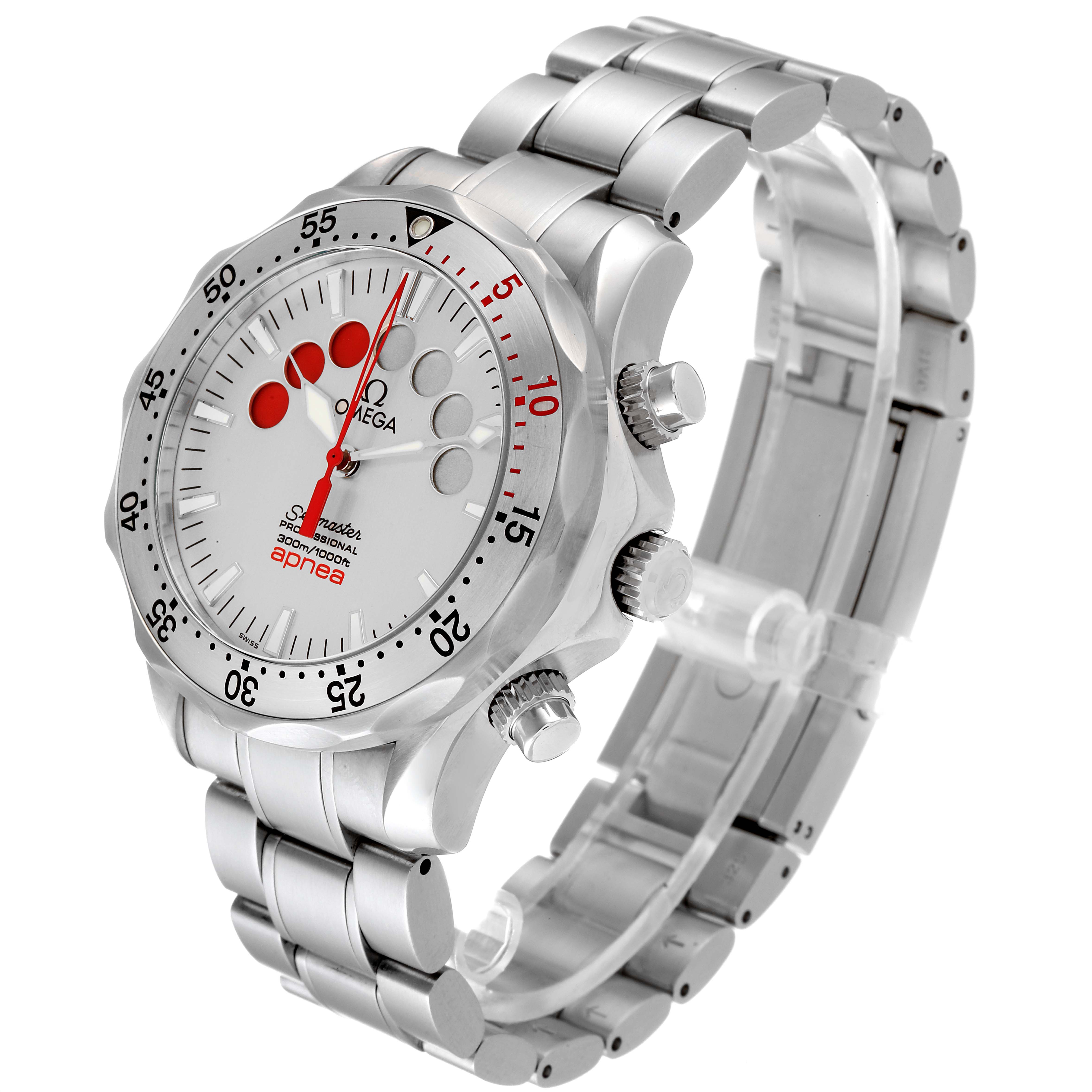 The image shows an angled view of the Omega Seamaster 2595.30.00 Men's Stainless Steel Silver Dial 2595.30.00 Men's Stainless Steel Silver Dial watch, highlighting the face, bezel, and metal bracelet.