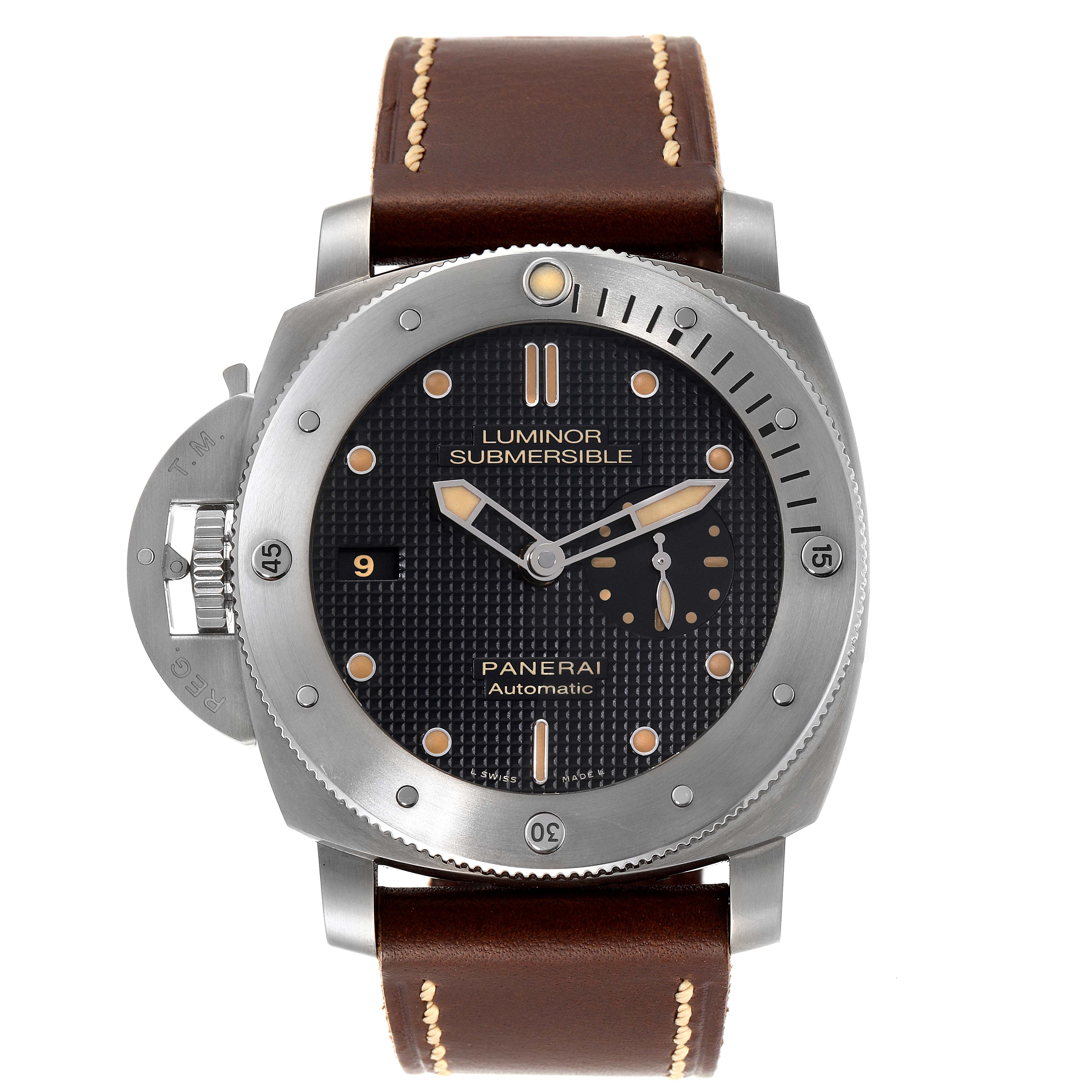 The image shows a front view of the Panerai Luminor Submersible watch, highlighting the dial and brown leather strap.