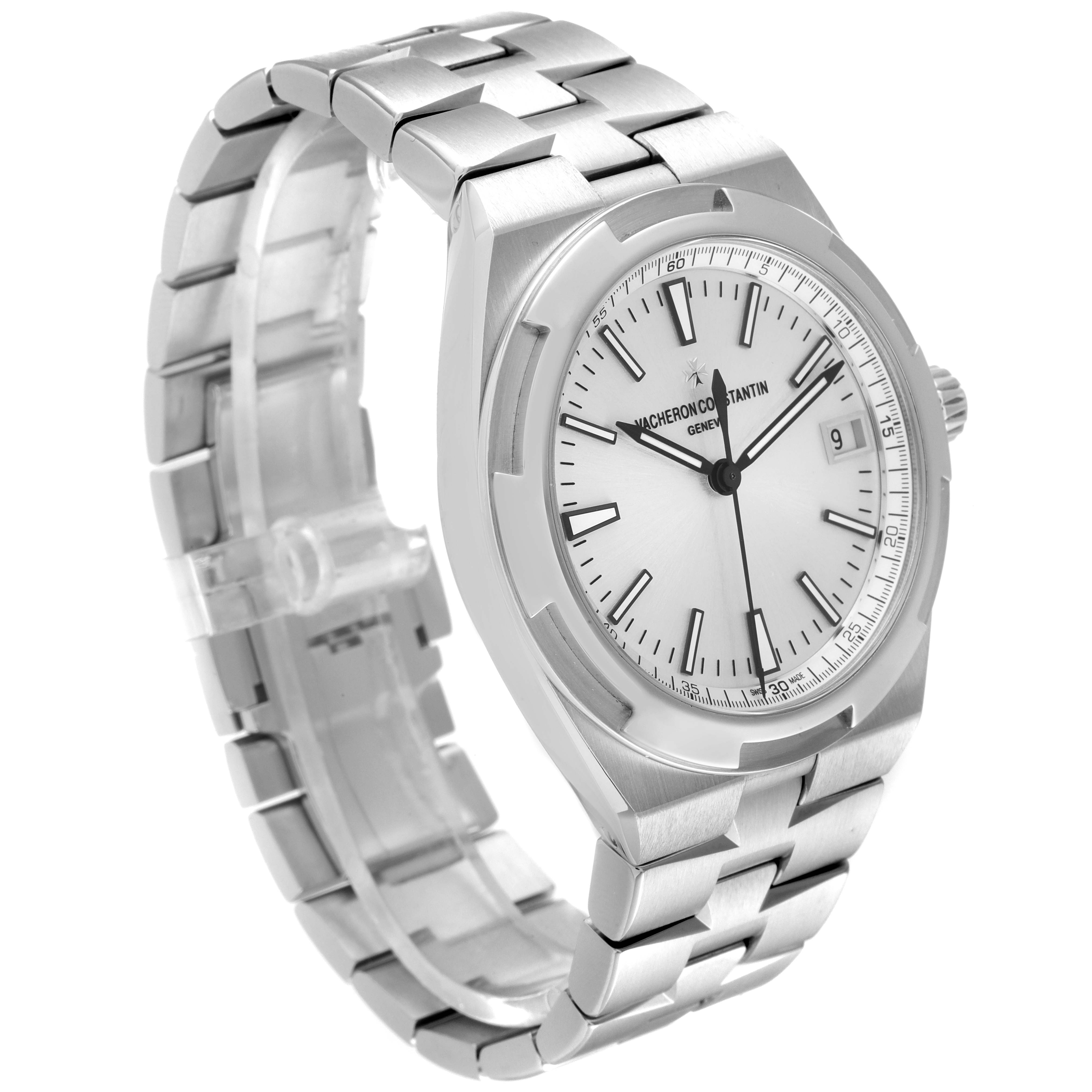 The Vacheron Constantin Overseas 4500V/110A-B126 Men's Stainless Steel Silver Dial 4500V/110A-B126 Men's Stainless Steel Silver Dial model is shown at a 45-degree angle, highlighting the bracelet, bezel, and dial with date window.