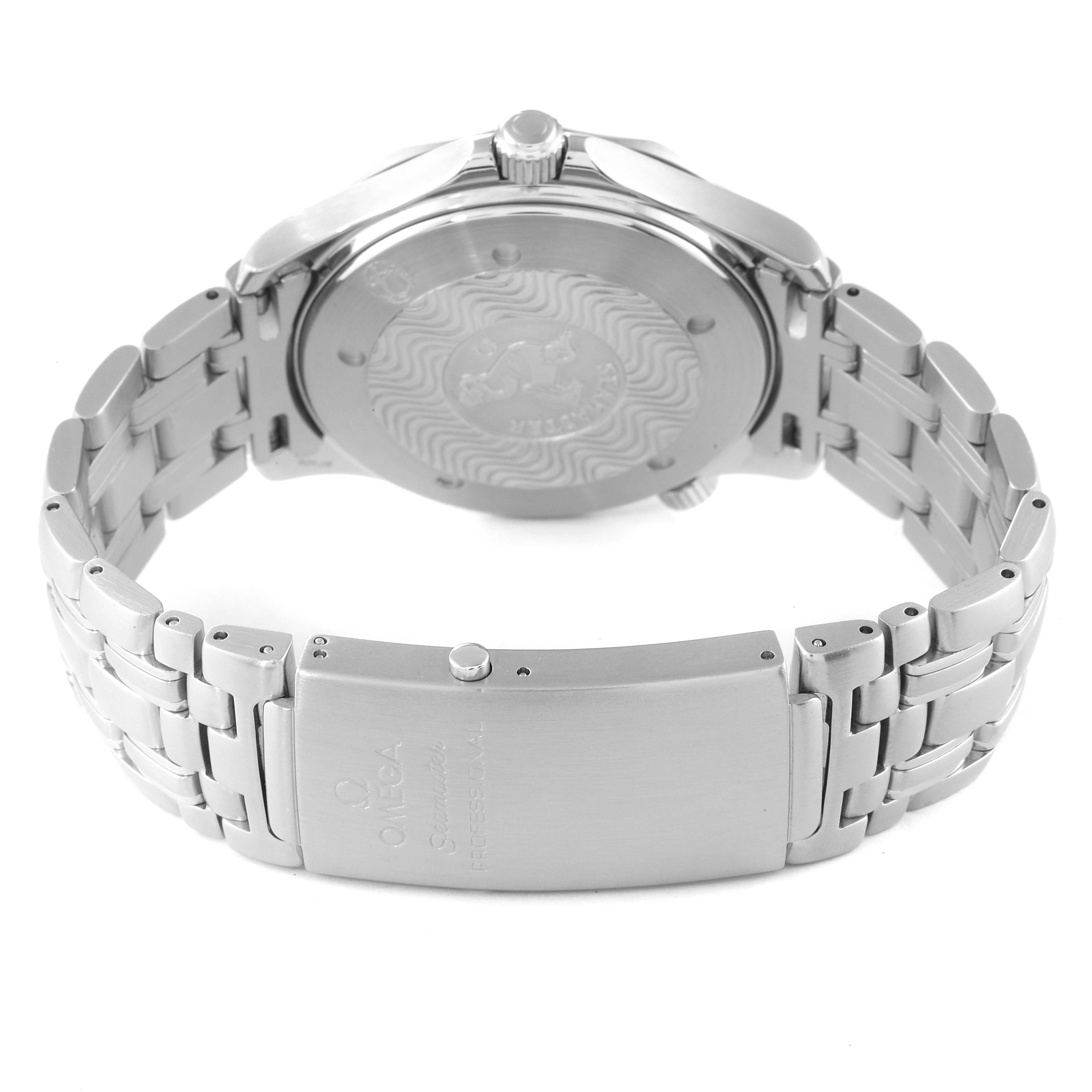 The image shows the back case and stainless steel bracelet of an Omega Seamaster 2531.80.00 Men's Stainless Steel Blue Dial 2531.80.00 Men's Stainless Steel Blue Dial watch.