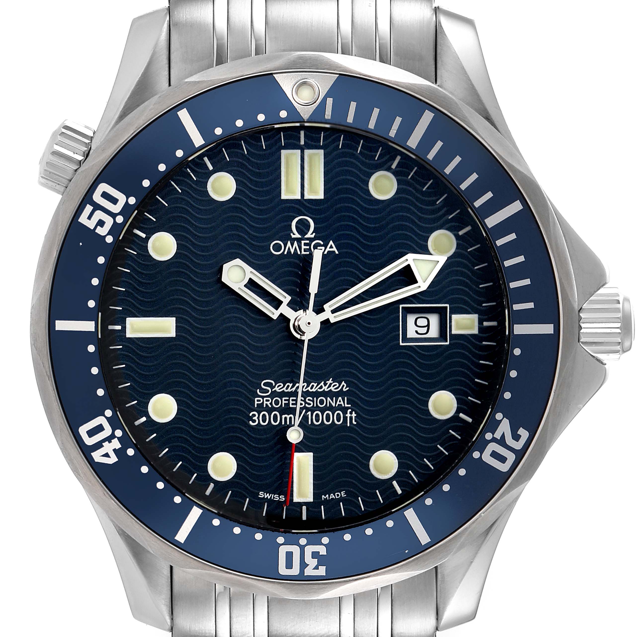This is a front view of the Omega Seamaster 2541.80.00 Men's Stainless Steel Blue Dial 2541.80.00 Men's Stainless Steel Blue Dial watch, showcasing the face, bezel, and part of the bracelet.