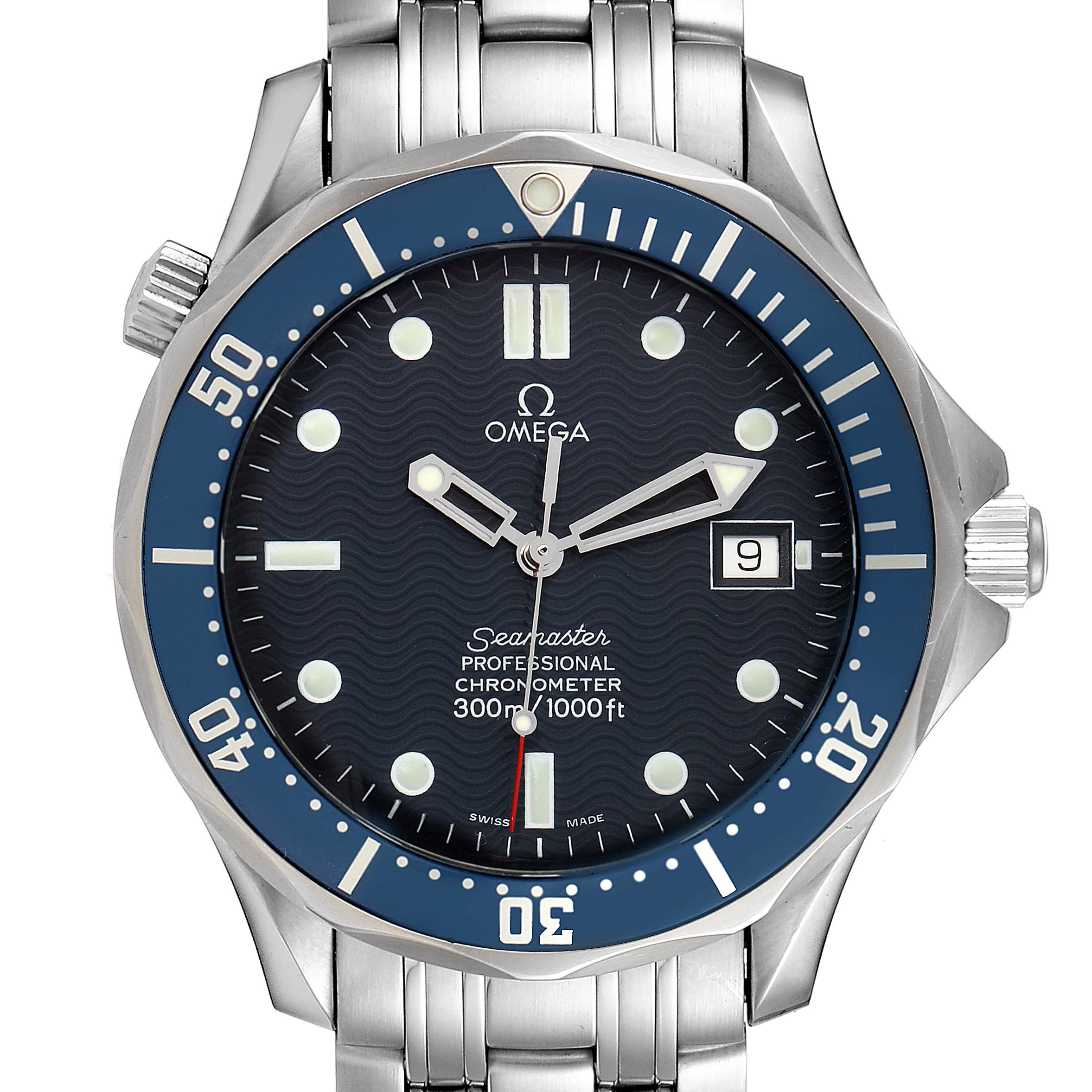 The image shows a frontal view of the Omega Seamaster 2531.80.00 Men
s Stainless Steel Blue Dial 2531.80.00 Men
s Stainless Steel Blue Dial watch, displaying the face, bezel, crown, and part of the bracelet.