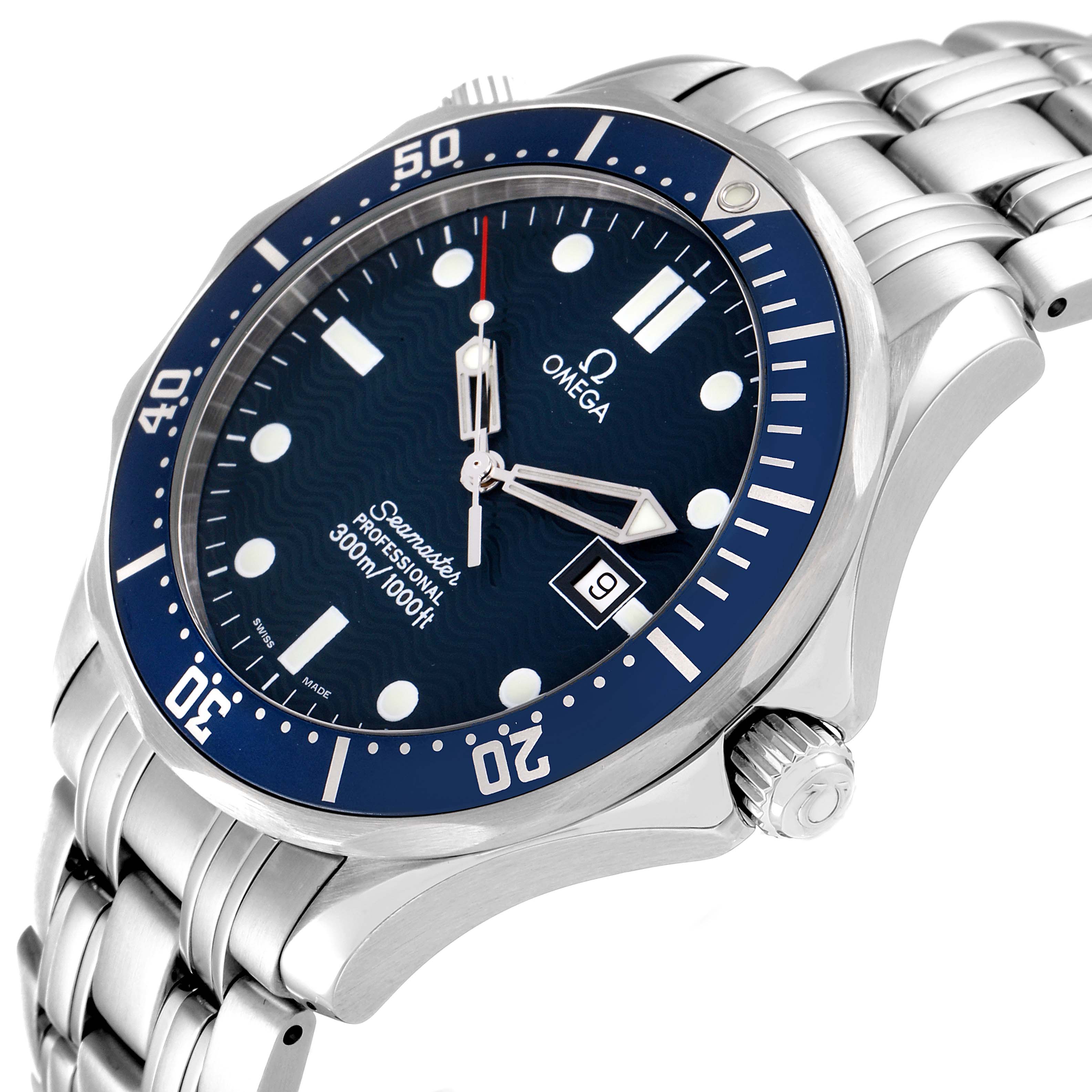 This image shows a close-up angle of the Omega Seamaster 2541.80.00 Men's Stainless Steel Blue Dial 2541.80.00 Men's Stainless Steel Blue Dial watch face, bezel, and part of the bracelet.