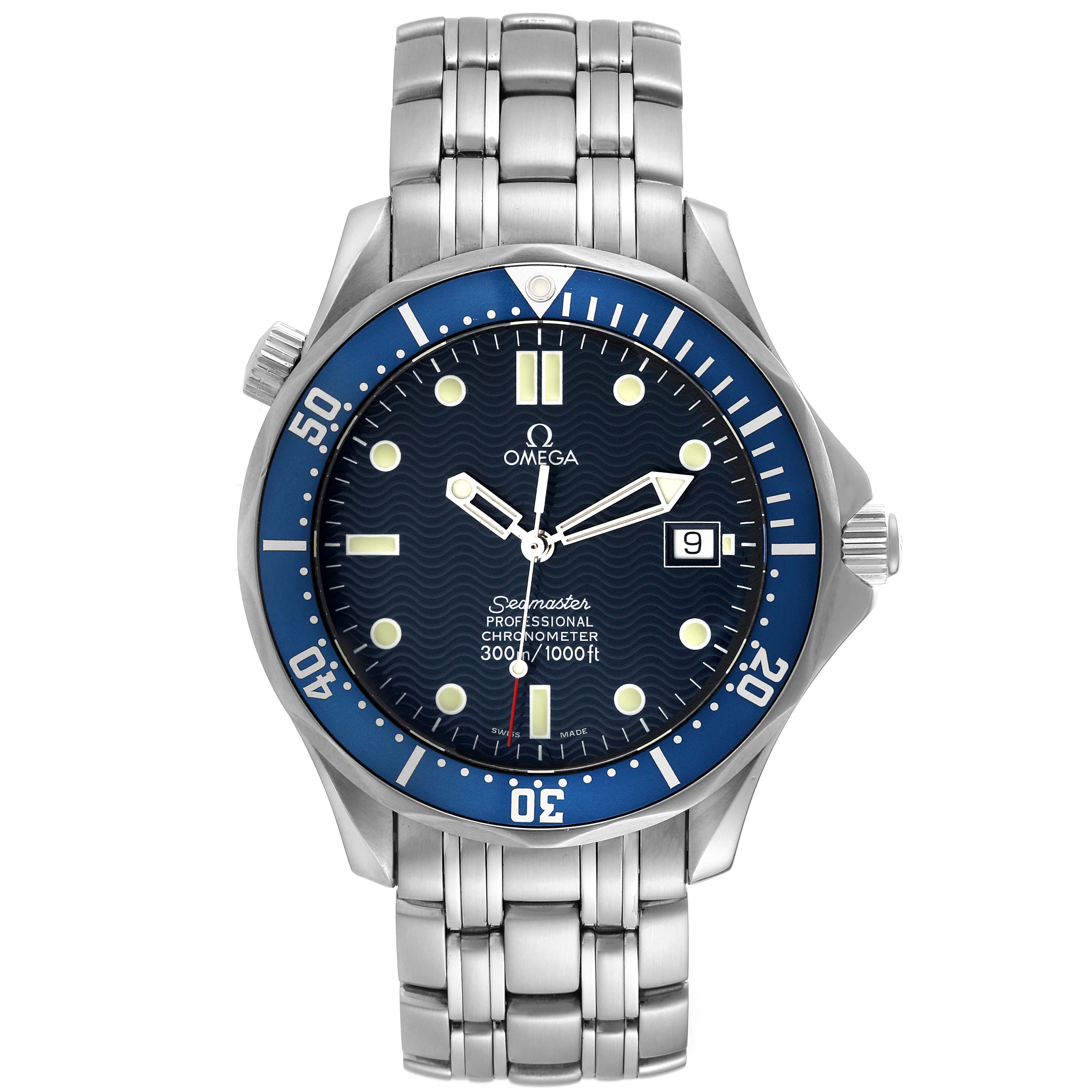 This image shows a front view of the Omega Seamaster 2531.80.00 Men
s Stainless Steel Blue Dial 2531.80.00 Men
s Stainless Steel Blue Dial watch, highlighting its dial, bezel, bracelet, and crown.