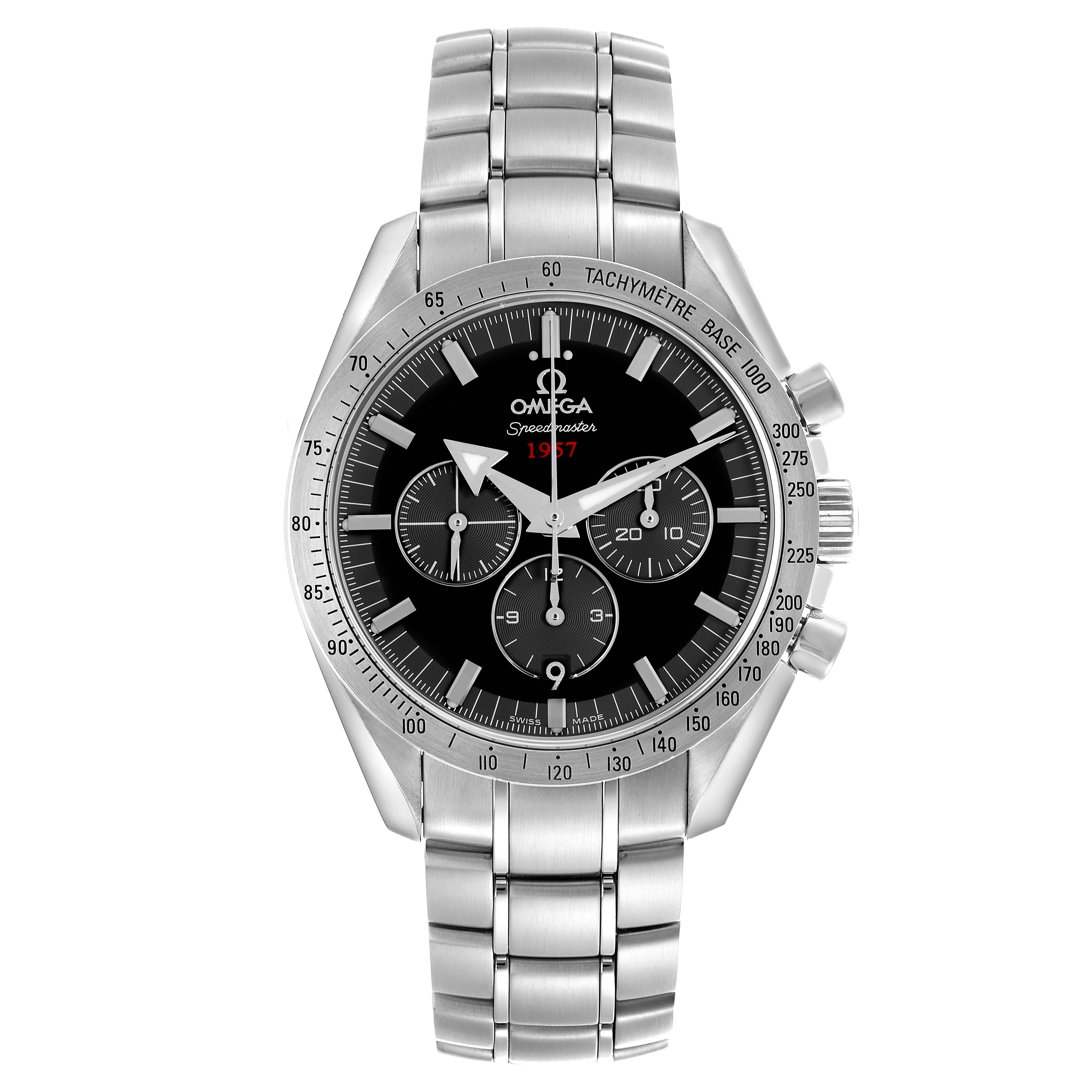 The Omega Speedmaster 321.10.42.50.01.001 Men's Stainless Steel Black Dial 321.10.42.50.01.001 Men's Stainless Steel Black Dial watch is shown from the front, displaying its face, bezel, crown, pushers, and metal bracelet.