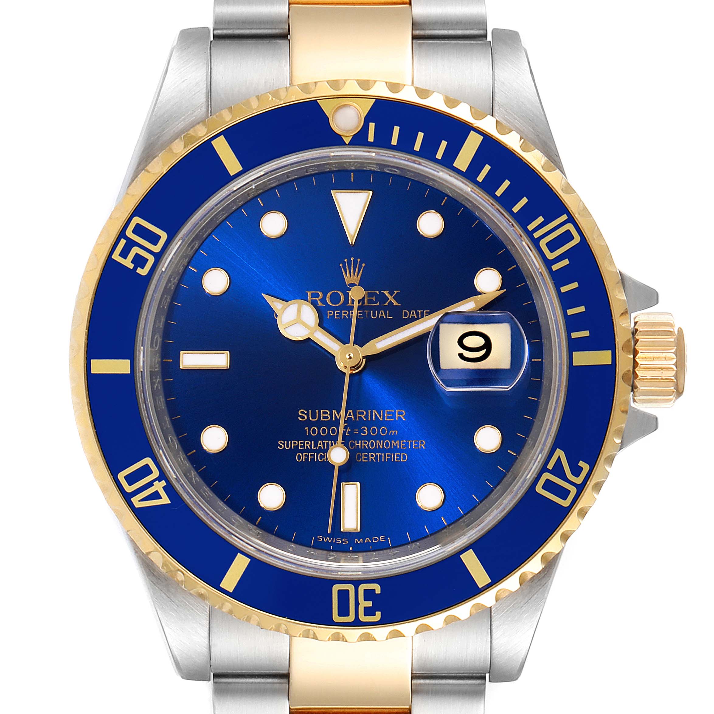 This image shows a frontal view of a Rolex Submariner 16613 Men
s Steel and Gold (two tone) Blue Dial 16613 Men
s Steel and Gold (two tone) Blue Dial watch, highlighting its blue dial, date display, and two-tone bracelet.