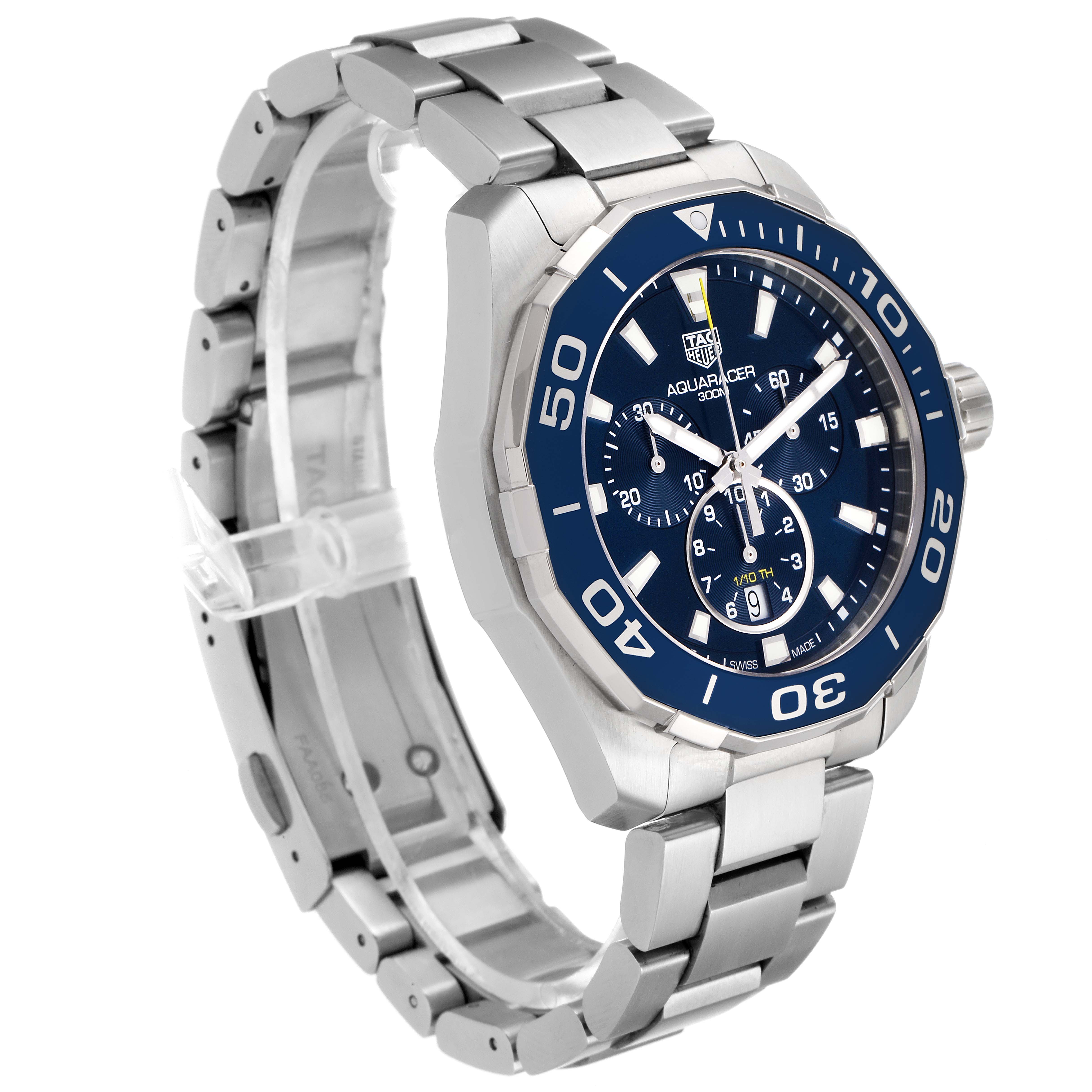 The image shows a Tag Heuer Aquaracer CAY111B.BA0927 Men's Stainless Steel Blue Dial CAY111B.BA0927 Men's Stainless Steel Blue Dial watch featuring a blue bezel, stainless steel bracelet, and side view of the case and dial.