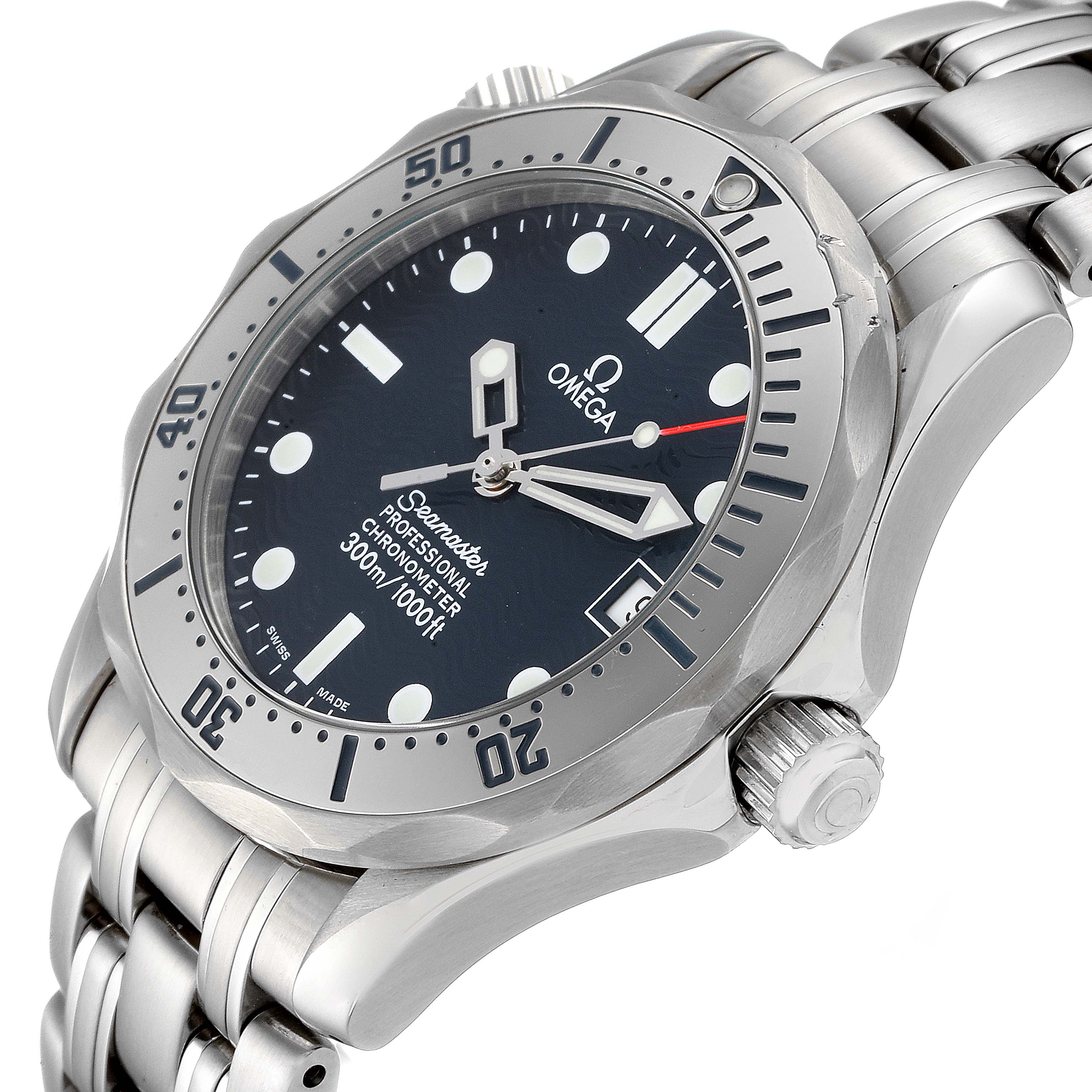 This image shows an angled view of an Omega Seamaster 2552.80.00 Men
s Stainless Steel Blue Dial 2552.80.00 Men
s Stainless Steel Blue Dial watch, highlighting the face, bezel, crown, and part of the bracelet.