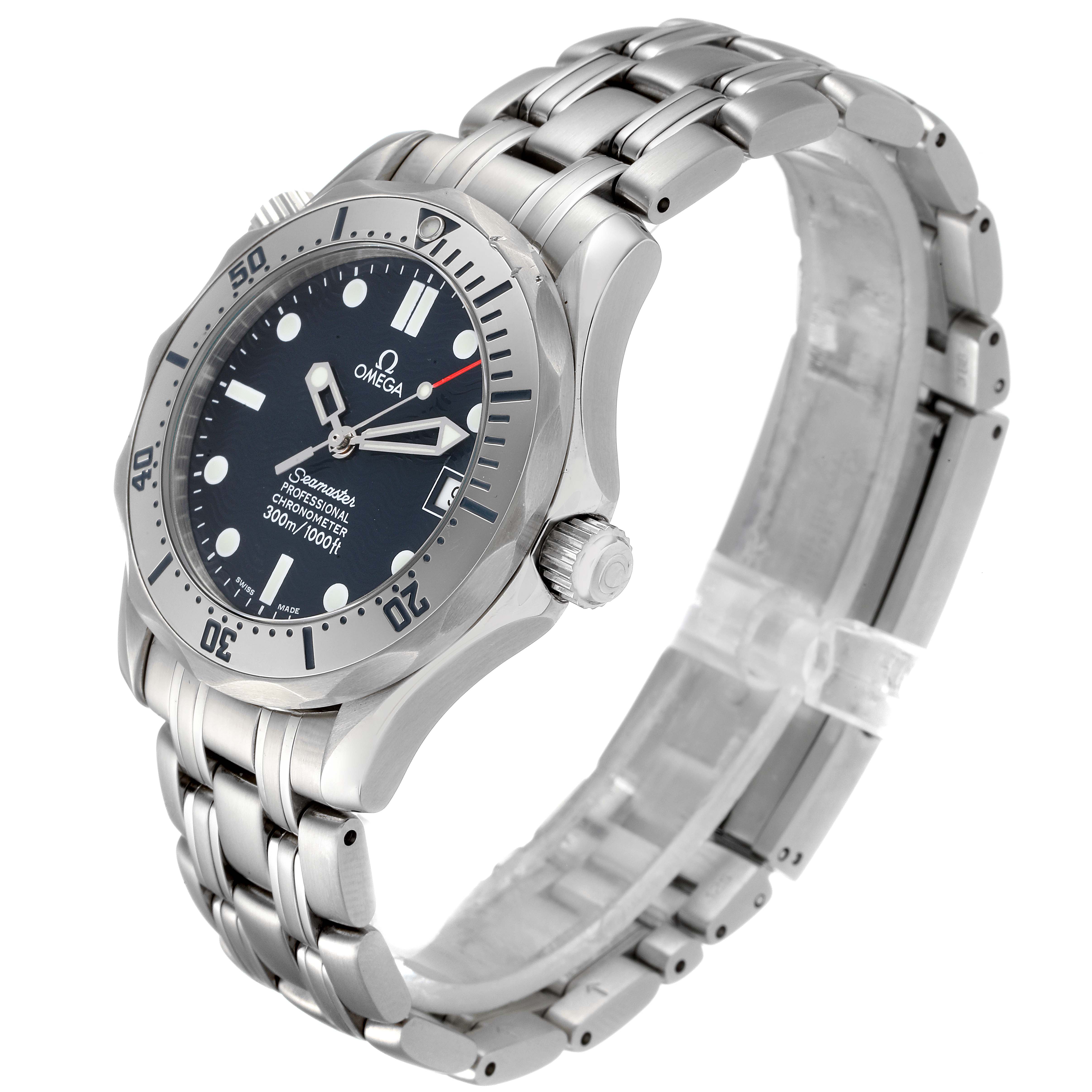 The image shows an Omega Seamaster 2552.80.00 Men
s Stainless Steel Blue Dial 2552.80.00 Men
s Stainless Steel Blue Dial watch at a three-quarter angle, highlighting the dial, bezel, crown, and metal bracelet.