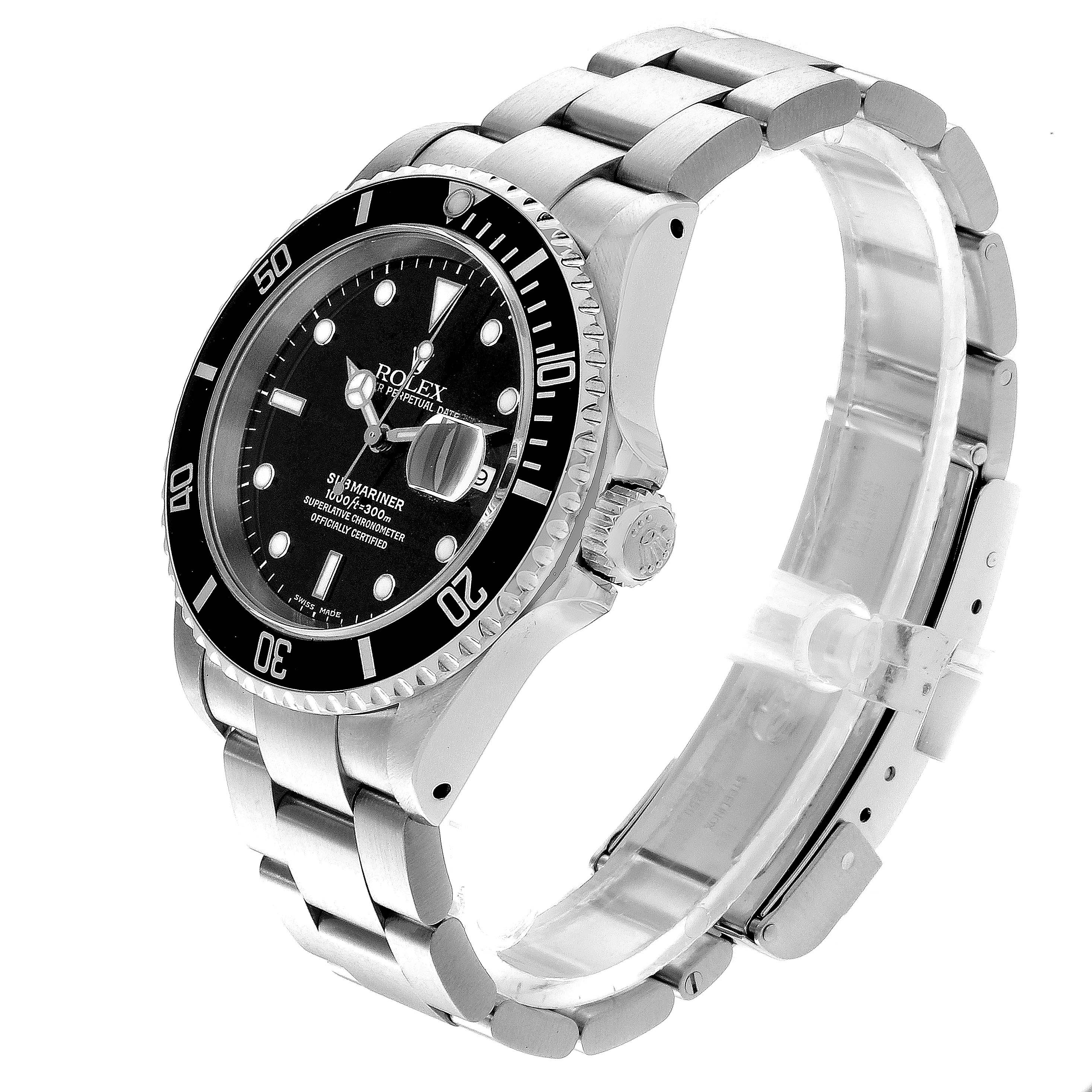 The image shows a side view of the Rolex Submariner 16610 Men
s Stainless Steel Black Dial 16610 Men
s Stainless Steel Black Dial watch, highlighting its bracelet, bezel, and crown.