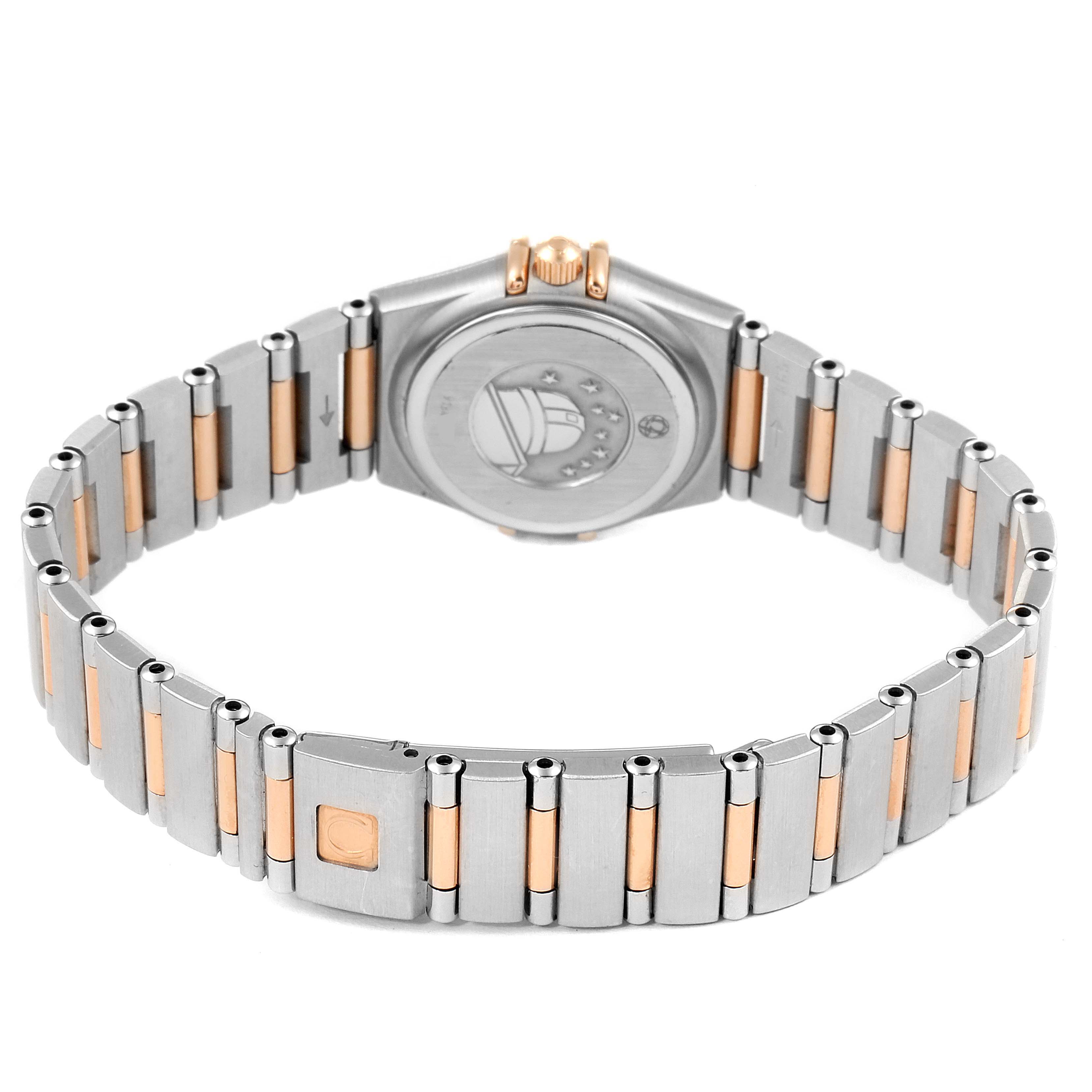 The image shows the back and bracelet of the Omega 1360.76.00 Women's Steel and Gold (two tone) Mother of Pearl Dial 1360.76.00 Women's Steel and Gold (two tone) Mother of Pearl Dial Constellation Mini Steel Rose Gold Diamond Watch 1360.76.00.