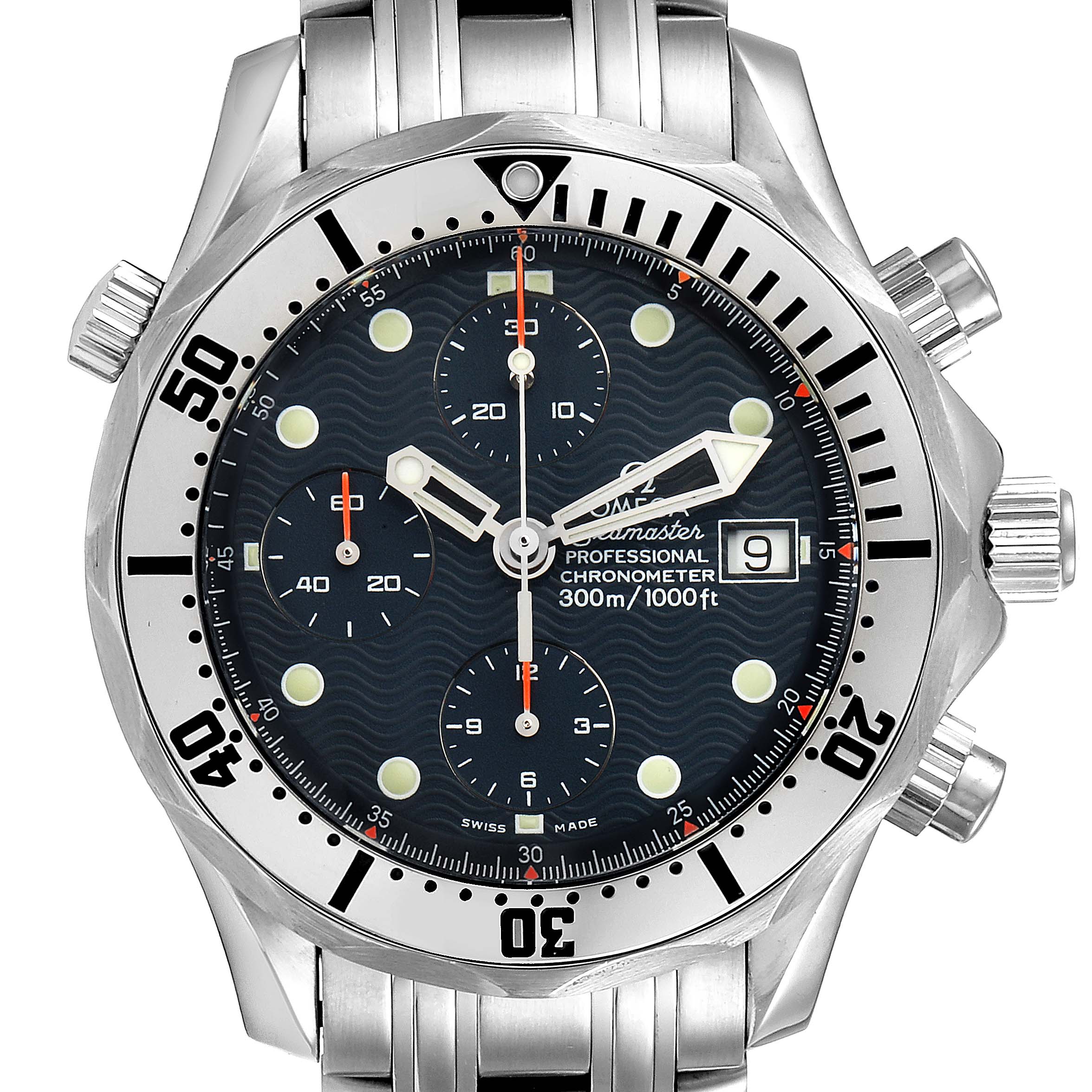 The image shows a front view of the Omega Seamaster 2598.80.00 Men
s Stainless Steel Blue Dial 2598.80.00 Men
s Stainless Steel Blue Dial watch highlighting its face, crown, and stainless steel bracelet.