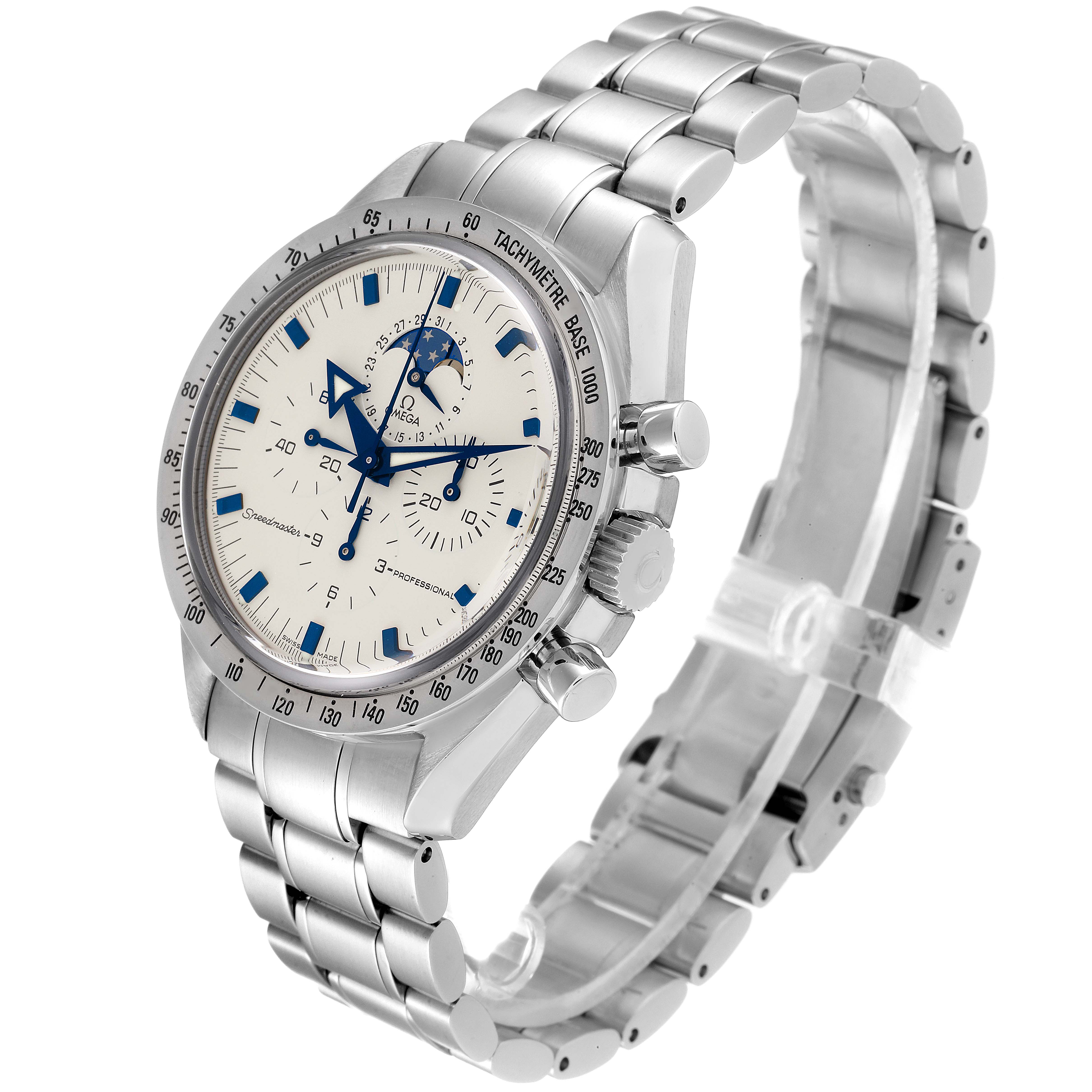 The Omega Speedmaster 3575.20.00 Men
s Stainless Steel White Dial 3575.20.00 Men
s Stainless Steel White Dial watch is shown from a three-quarter front angle, highlighting its bracelet, face, and tachymeter bezel.