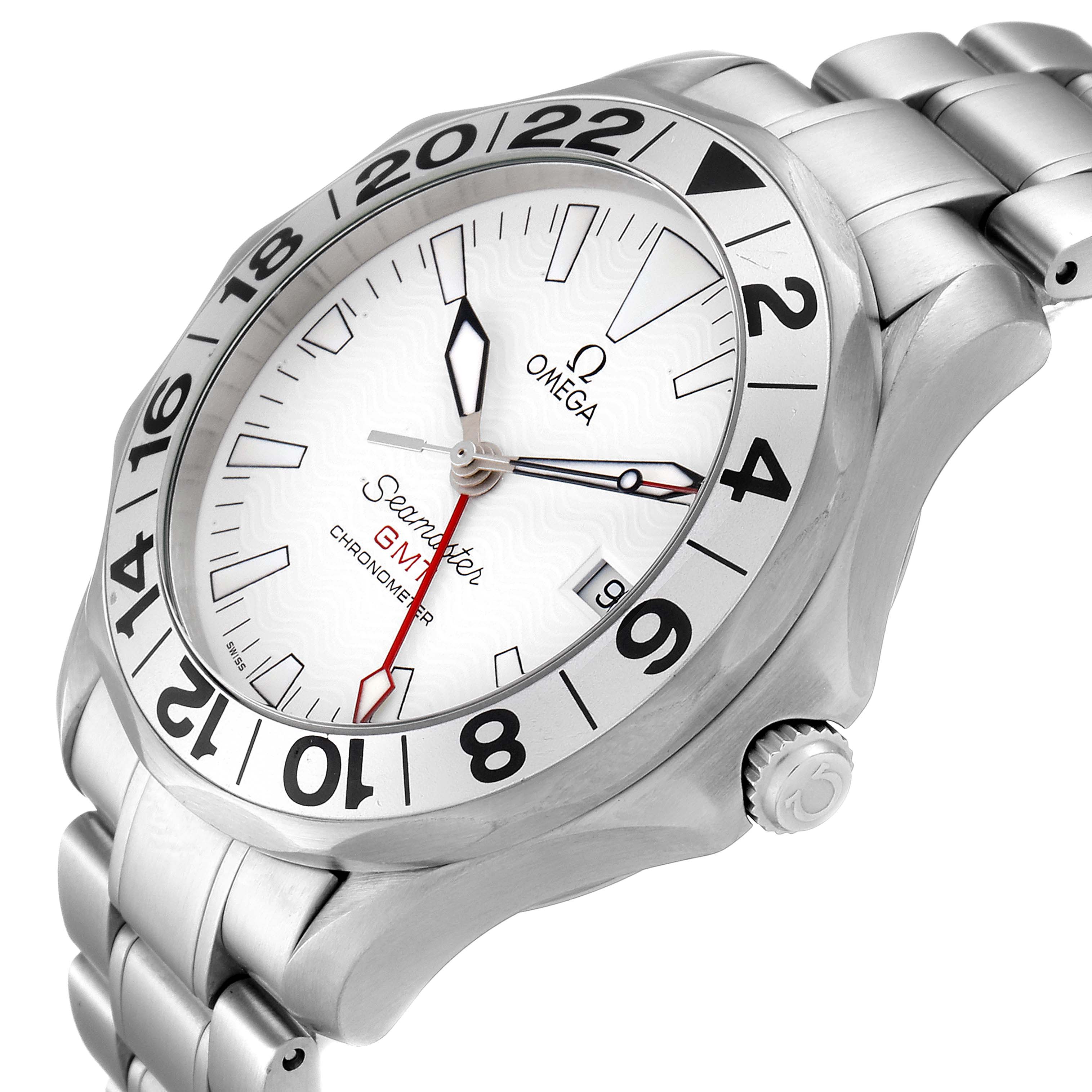 The Omega Seamaster 2538.20.00 Men's Stainless Steel White Dial 2538.20.00 Men's Stainless Steel White Dial is shown at an oblique angle highlighting the dial, bezel, crown, and part of the bracelet.