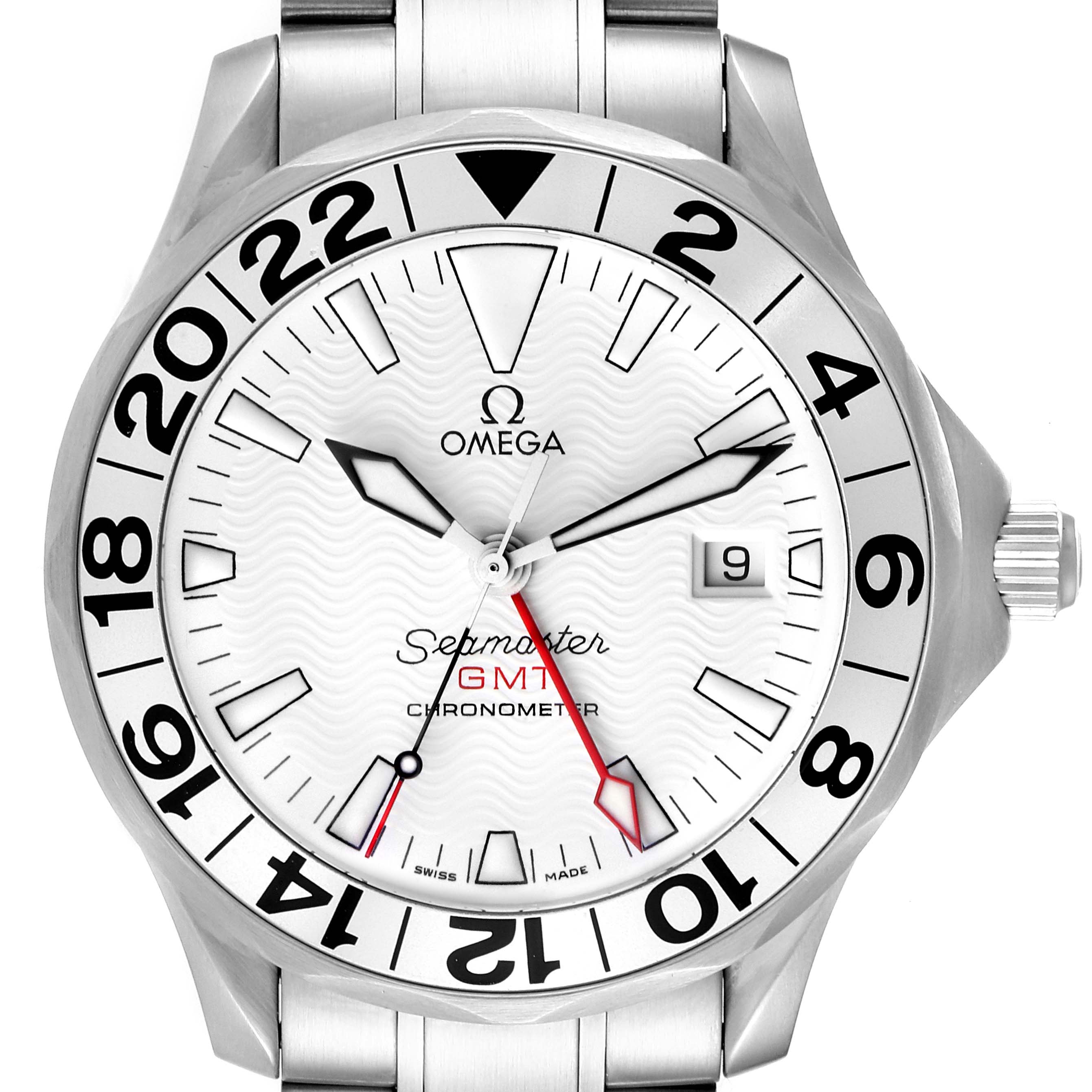 The image shows a front view of the Omega Seamaster 2538.20.00 Men's Stainless Steel White Dial 2538.20.00 Men's Stainless Steel White Dial GMT Chronometer watch, highlighting the dial, bezel, and crown.