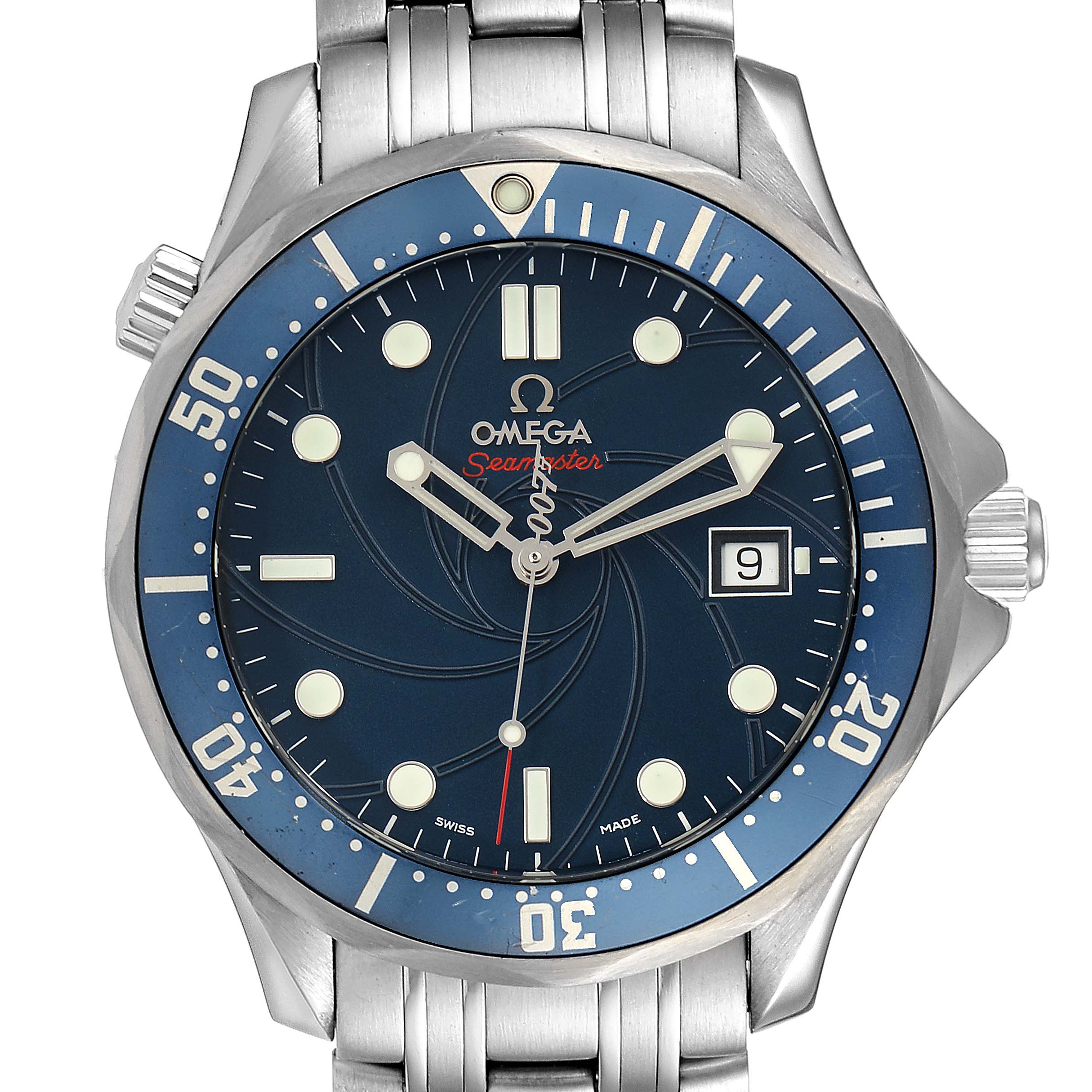 The image shows a front view of the Omega Seamaster 2226.80.00 Men's Stainless Steel Blue Dial 2226.80.00 Men's Stainless Steel Blue Dial watch, highlighting its blue dial, bezel, date display, and metal bracelet.