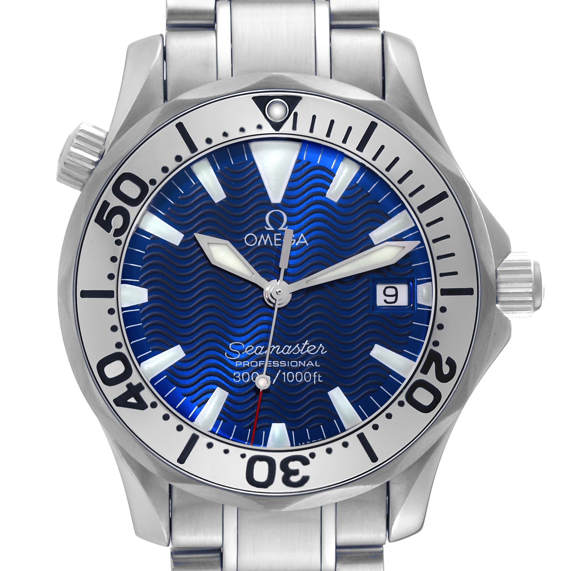 This image shows the front view of the Omega Seamaster 2263.80.00 Men
s Stainless Steel Blue Dial 2263.80.00 Men
s Stainless Steel Blue Dial watch, highlighting its blue dial, date window, and rotating bezel.