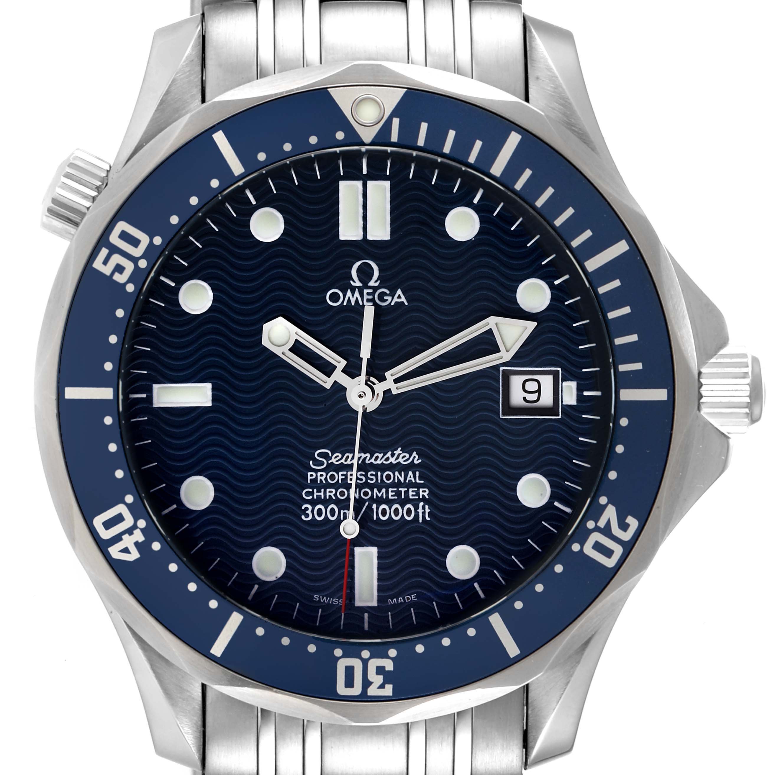 This is a front view of the Omega Seamaster 2531.80.00 Men's Stainless Steel Blue Dial 2531.80.00 Men's Stainless Steel Blue Dial watch, showing the bezel, dial, hands, markers, and the date window.