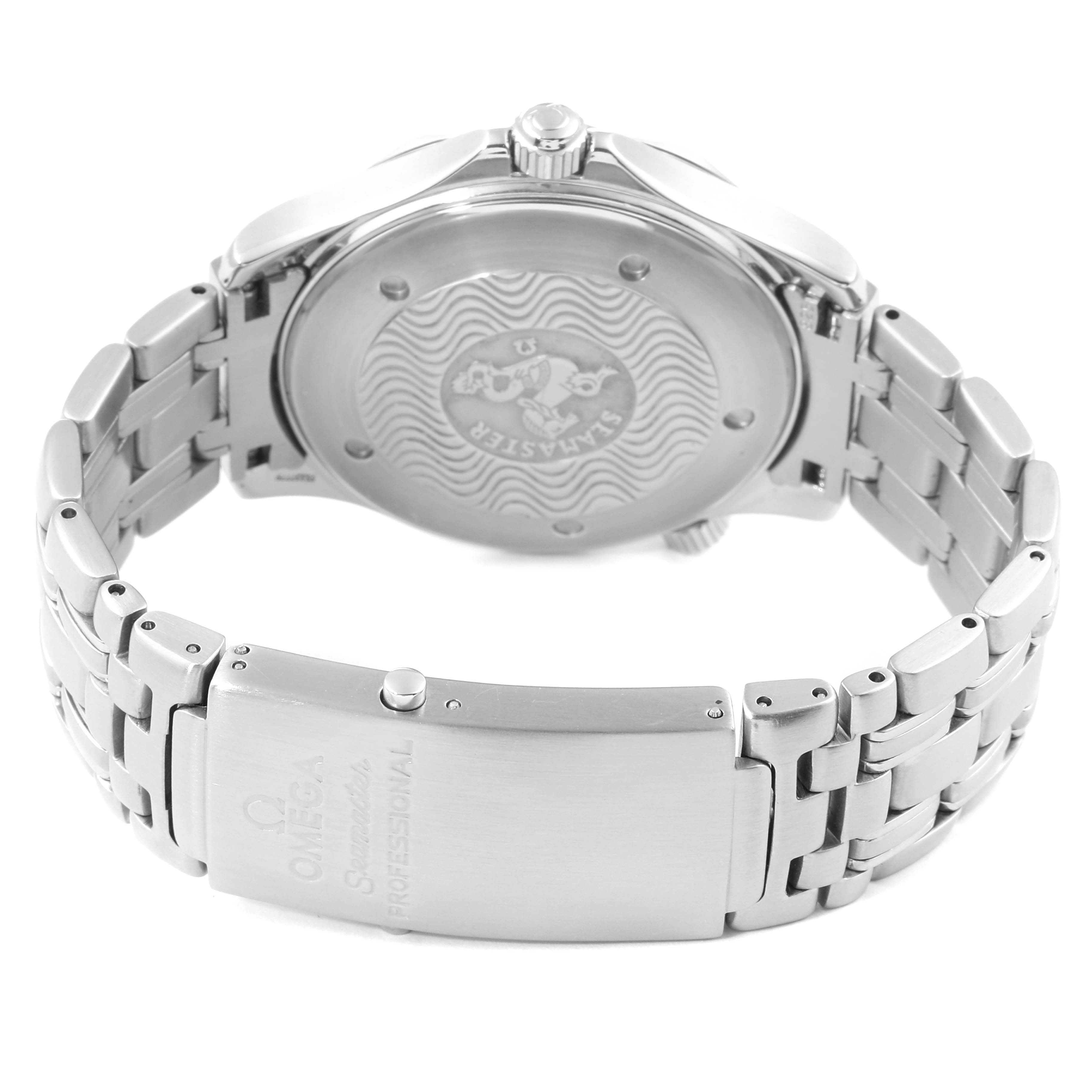 The image shows a rear view of an Omega Seamaster 2542.80.00 Men
s Stainless Steel Blue Dial 2542.80.00 Men
s Stainless Steel Blue Dial watch, highlighting its case back and bracelet with clasp.