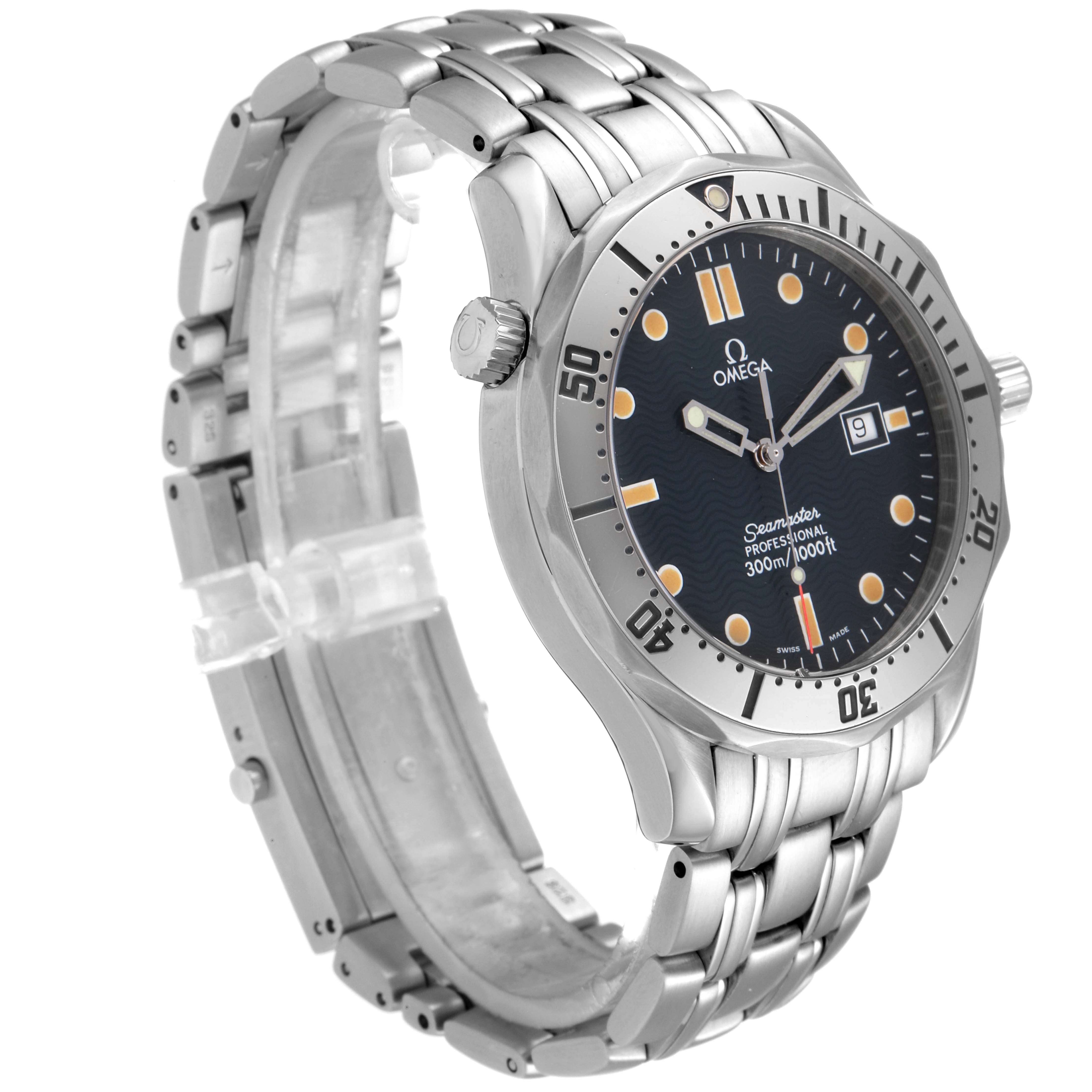 The image shows a side view of an Omega Seamaster 2542.80.00 Men
s Stainless Steel Blue Dial 2542.80.00 Men
s Stainless Steel Blue Dial watch, highlighting its face, bezel, crown, and bracelet.