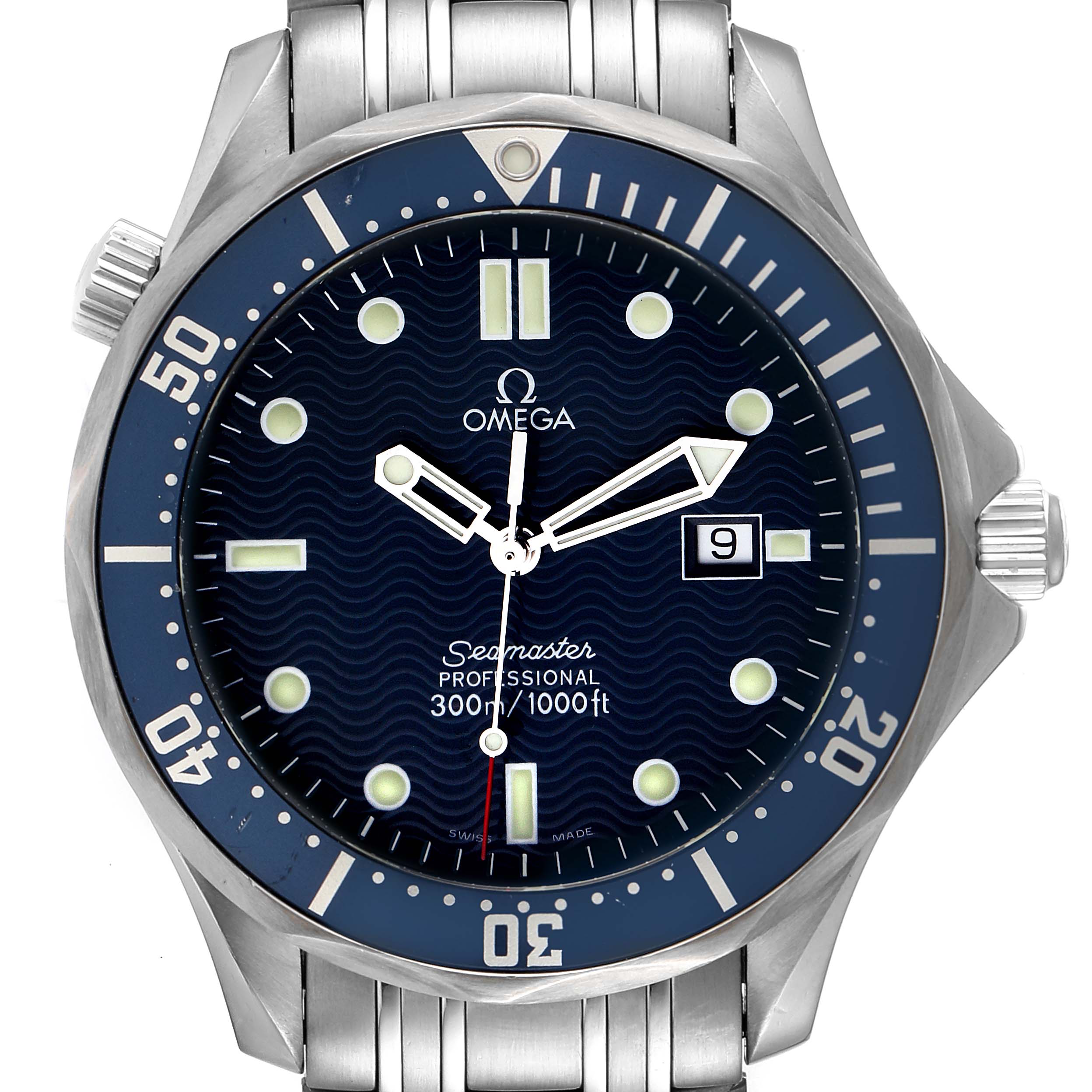 The image shows a front view of the Omega Seamaster 2541.80.00 Men's Stainless Steel Blue Dial 2541.80.00 Men's Stainless Steel Blue Dial watch, highlighting the dial, bezel, and a portion of the bracelet.