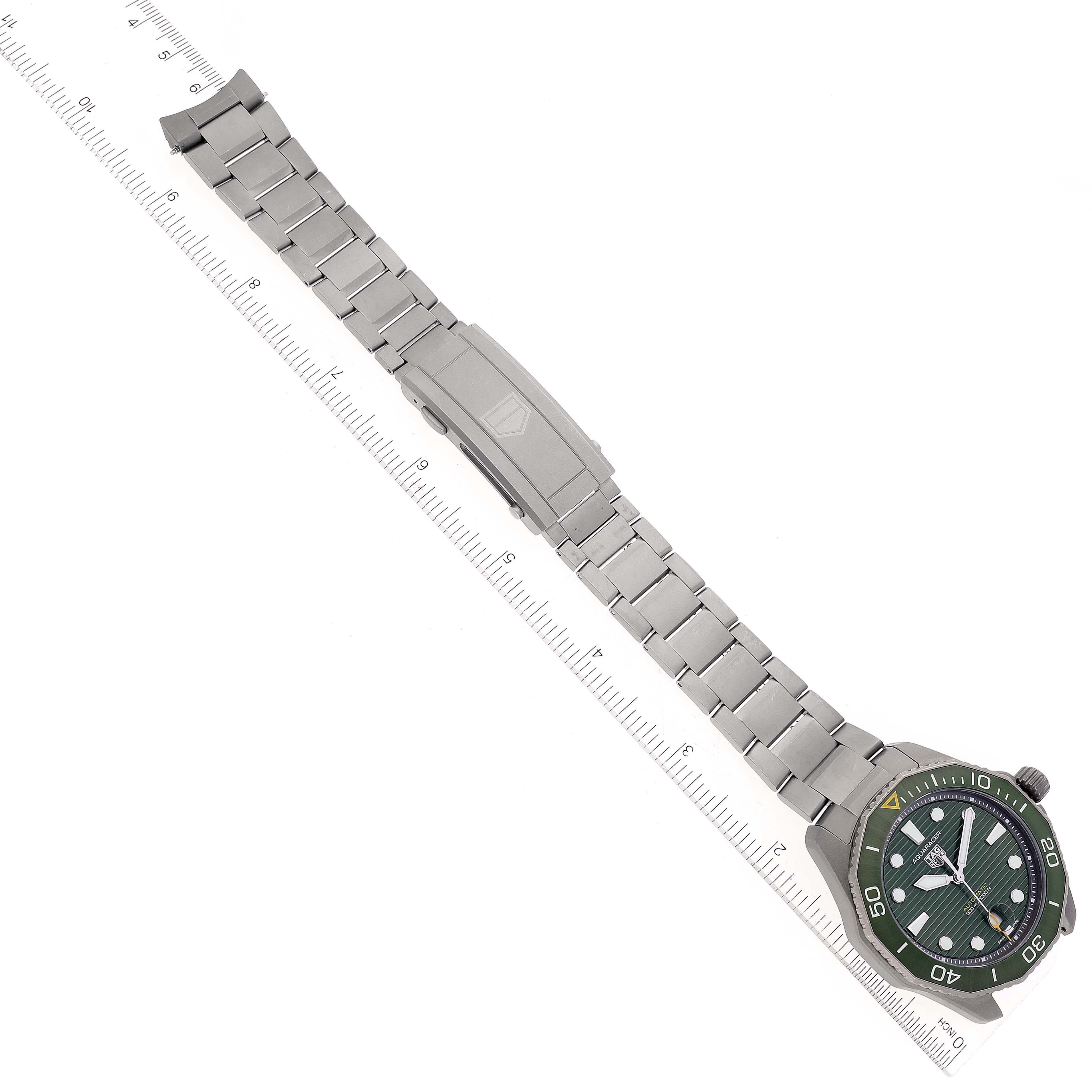 The image shows the entire Tag Heuer Aquaracer WBP208B.BF0631 Men's Titanium Green Dial WBP208B.BF0631 Men's Titanium Green Dial watch laid flat, highlighting the stainless steel bracelet and dial.