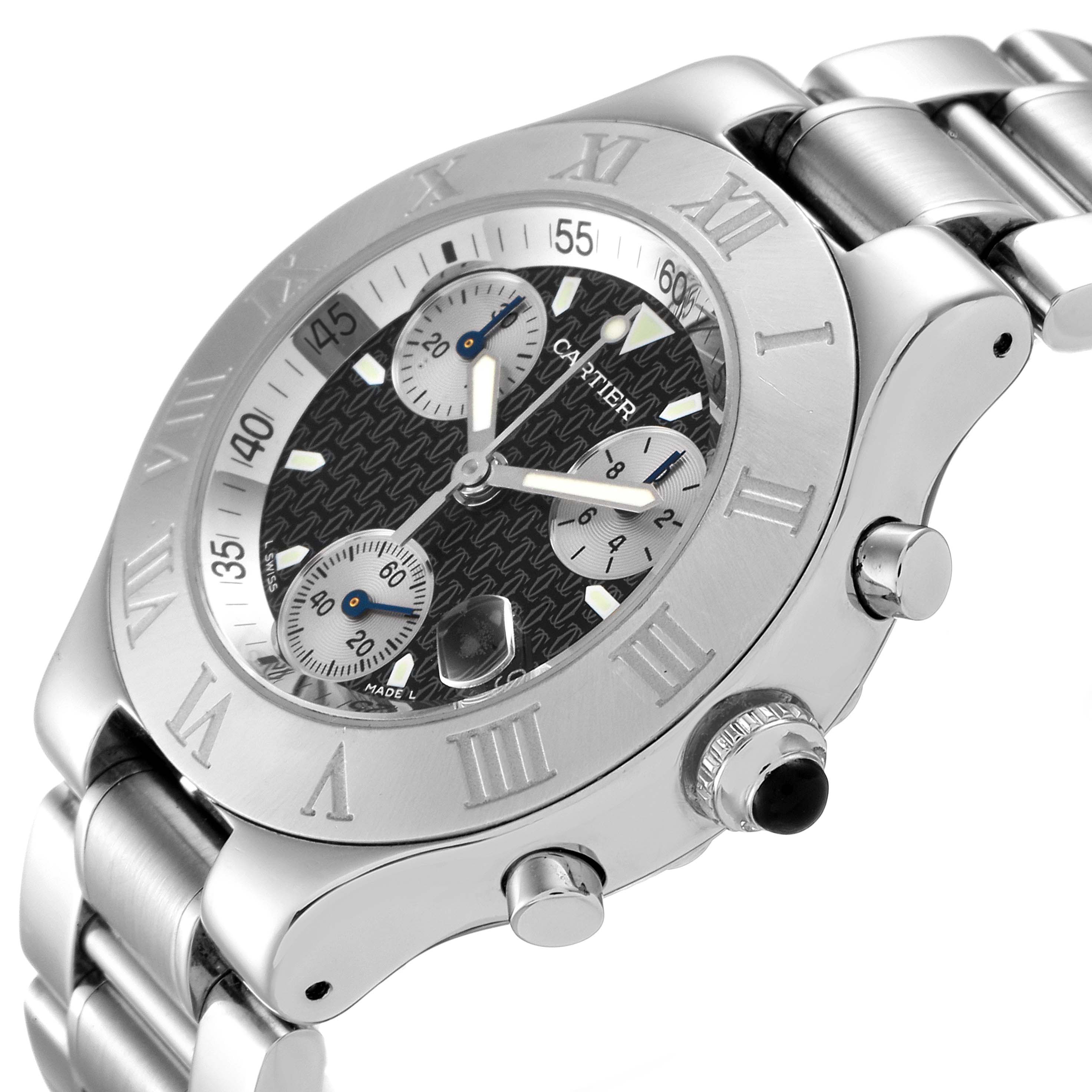 The Cartier Must 21 Chronoscaph W10172T2 Men
s Stainless Steel Black Dial W10172T2 Men
s Stainless Steel Black Dial watch is shown at an angle highlighting its face, three subdials, bezel, and bracelet.