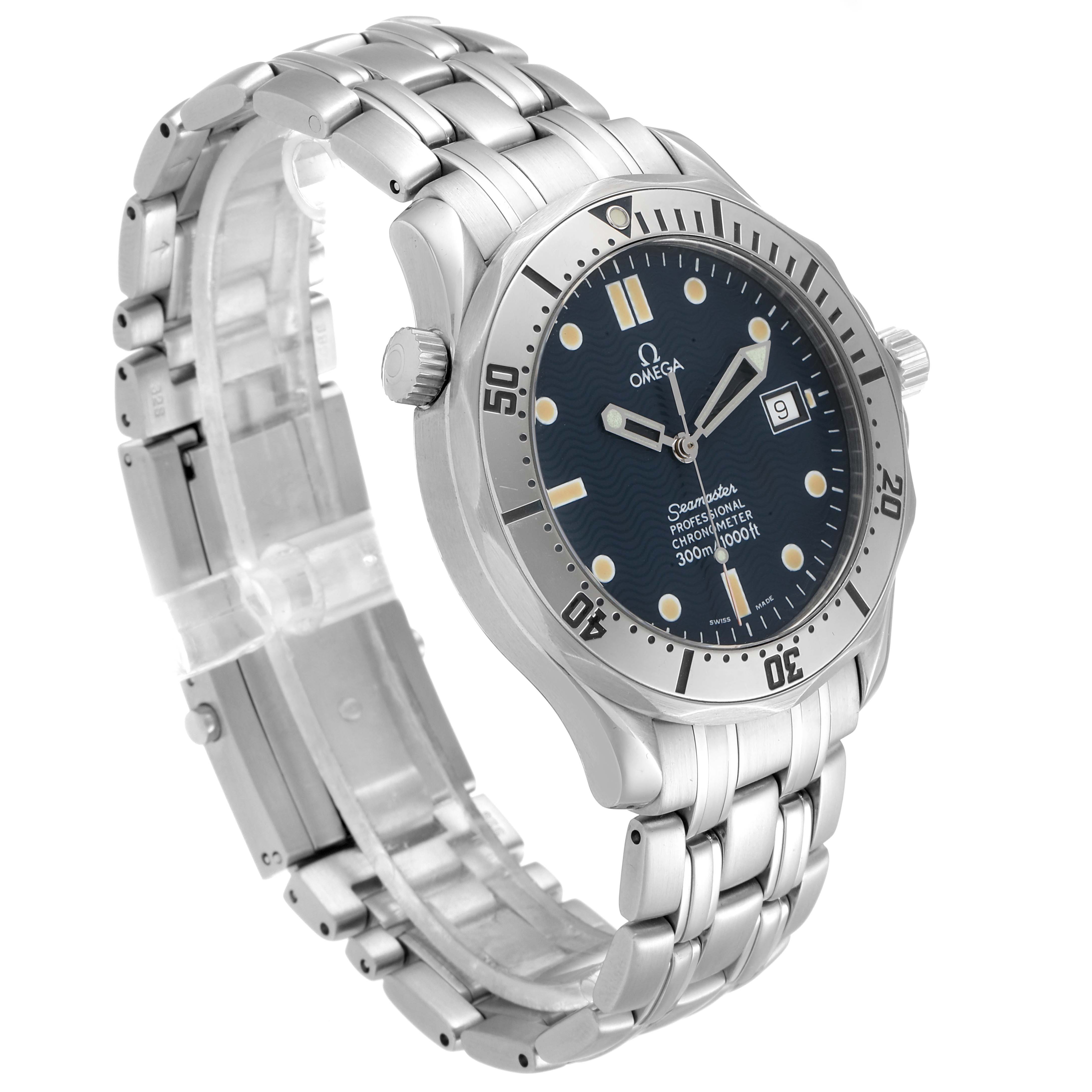 The image shows an Omega Seamaster 2532.80.00 Men
s Stainless Steel Blue Dial 2532.80.00 Men
s Stainless Steel Blue Dial watch at a three-quarter angle, highlighting the bezel, dial, bracelet, and date window.