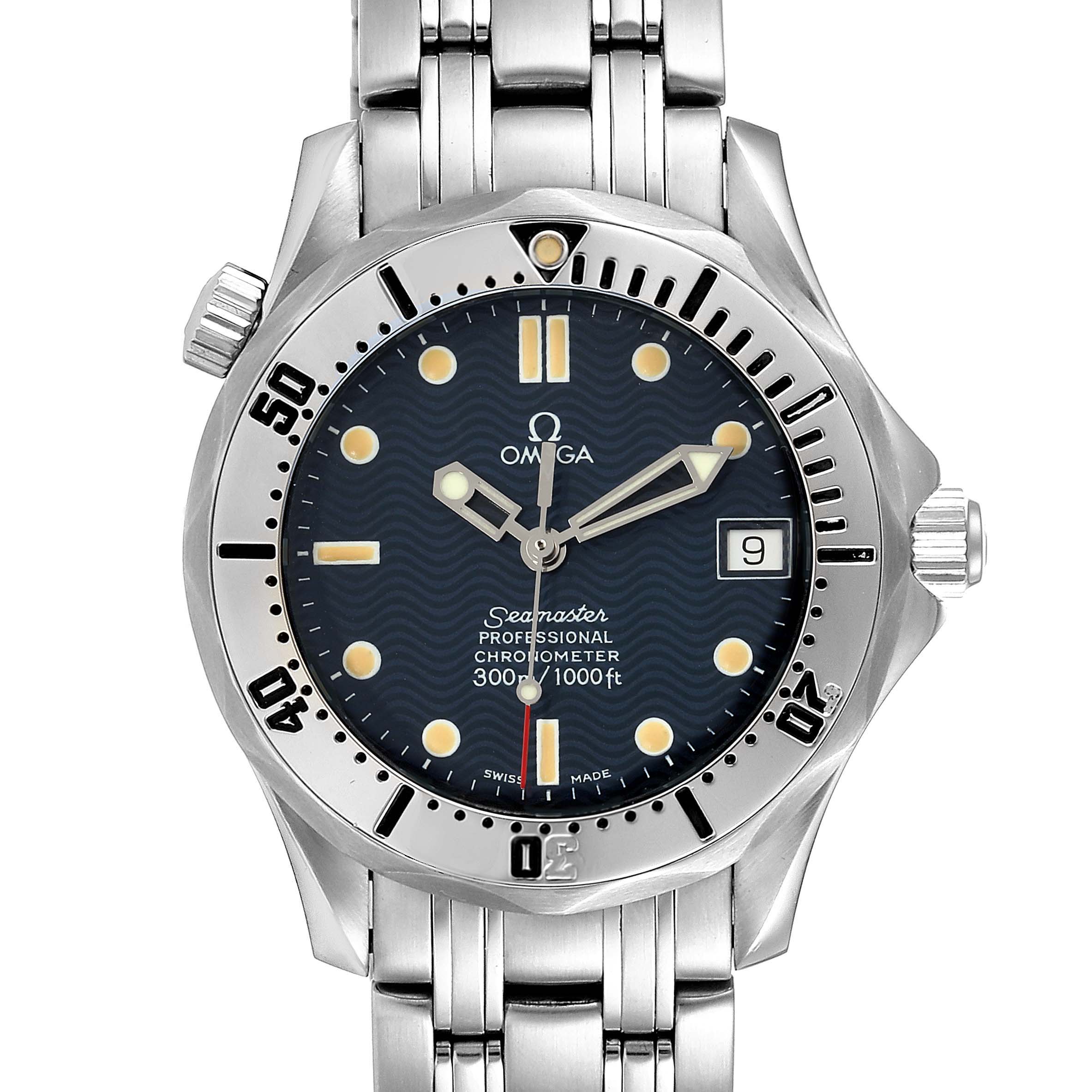 The image shows a front view of an Omega Seamaster 2552.80.00 Men's Stainless Steel Blue Dial 2552.80.00 Men's Stainless Steel Blue Dial watch, highlighting the dial, bezel, and part of the bracelet.